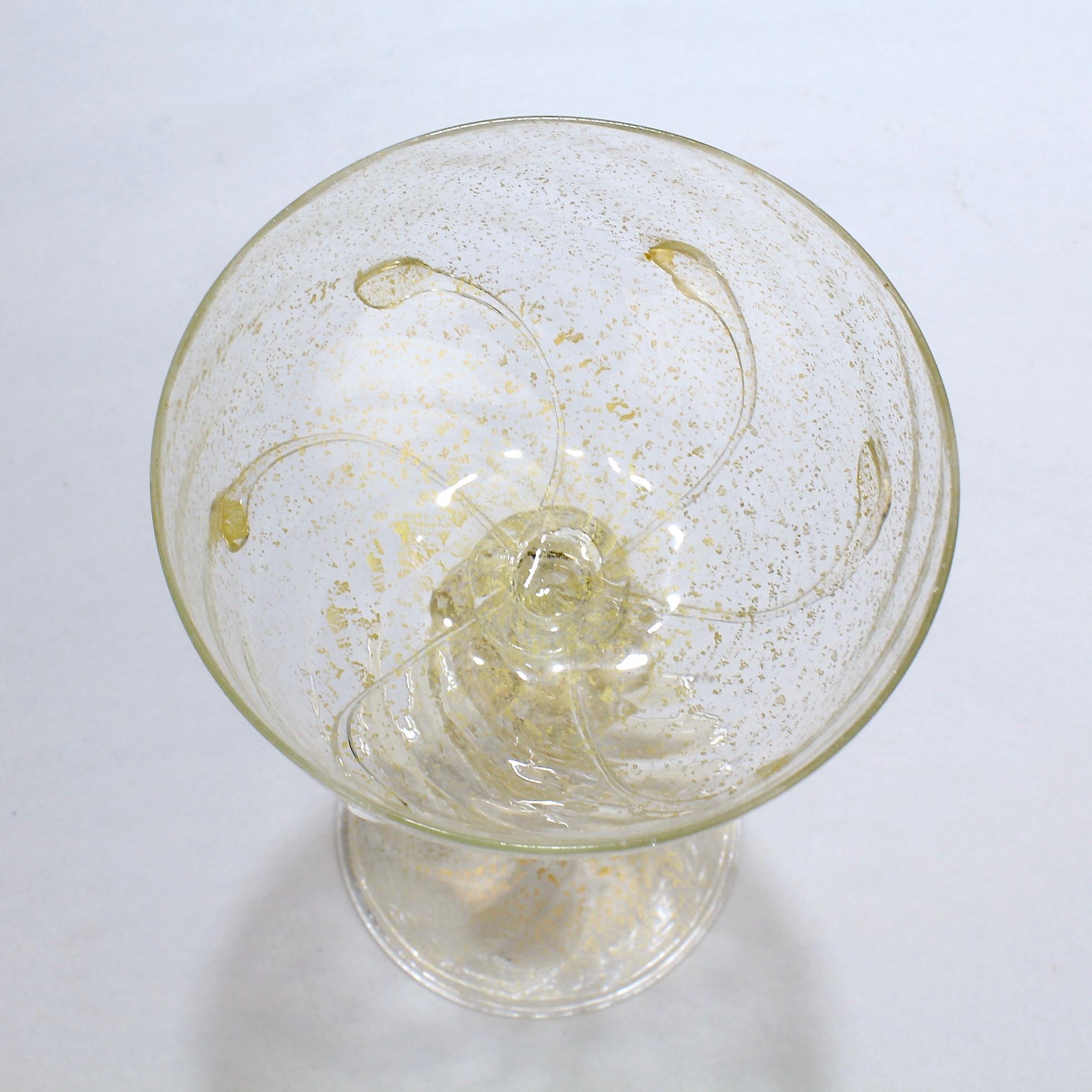 20th Century Set of 10 Venetian Murano Glass Champagne Coupes Attributed to Salviati