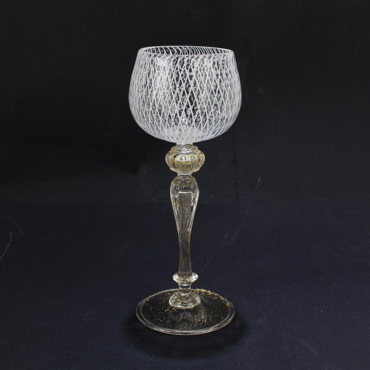 Set of 10 Venetian or Murano Glass Reticulo Filigrana Decorated Wine Glasses In Good Condition In Philadelphia, PA