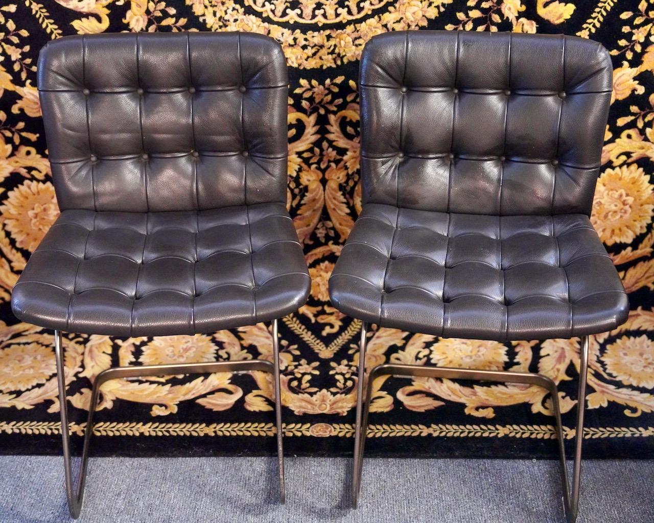 bauhaus leather chairs