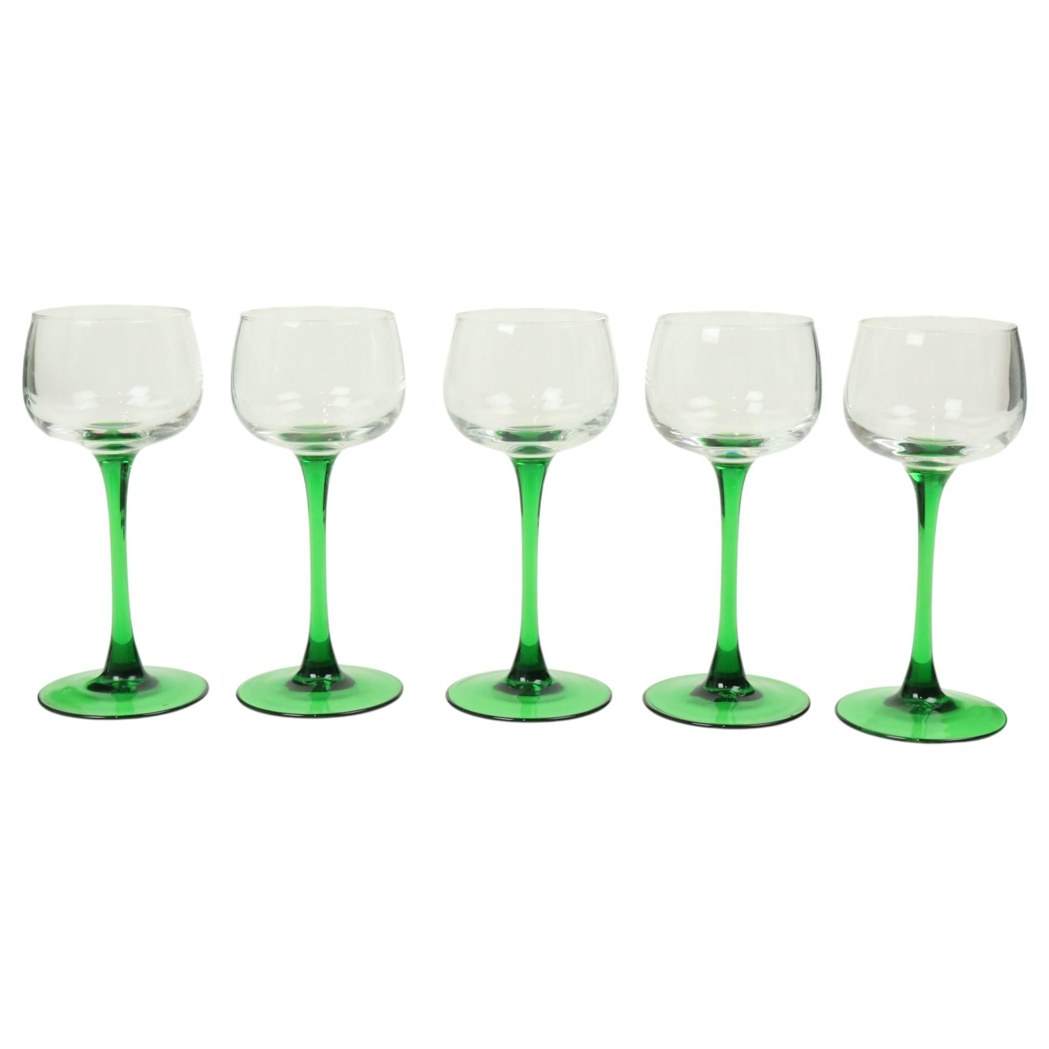 Satz von 10 Vintage Luminarc Alsace Weingläser Grüner Sockel im Angebot 4