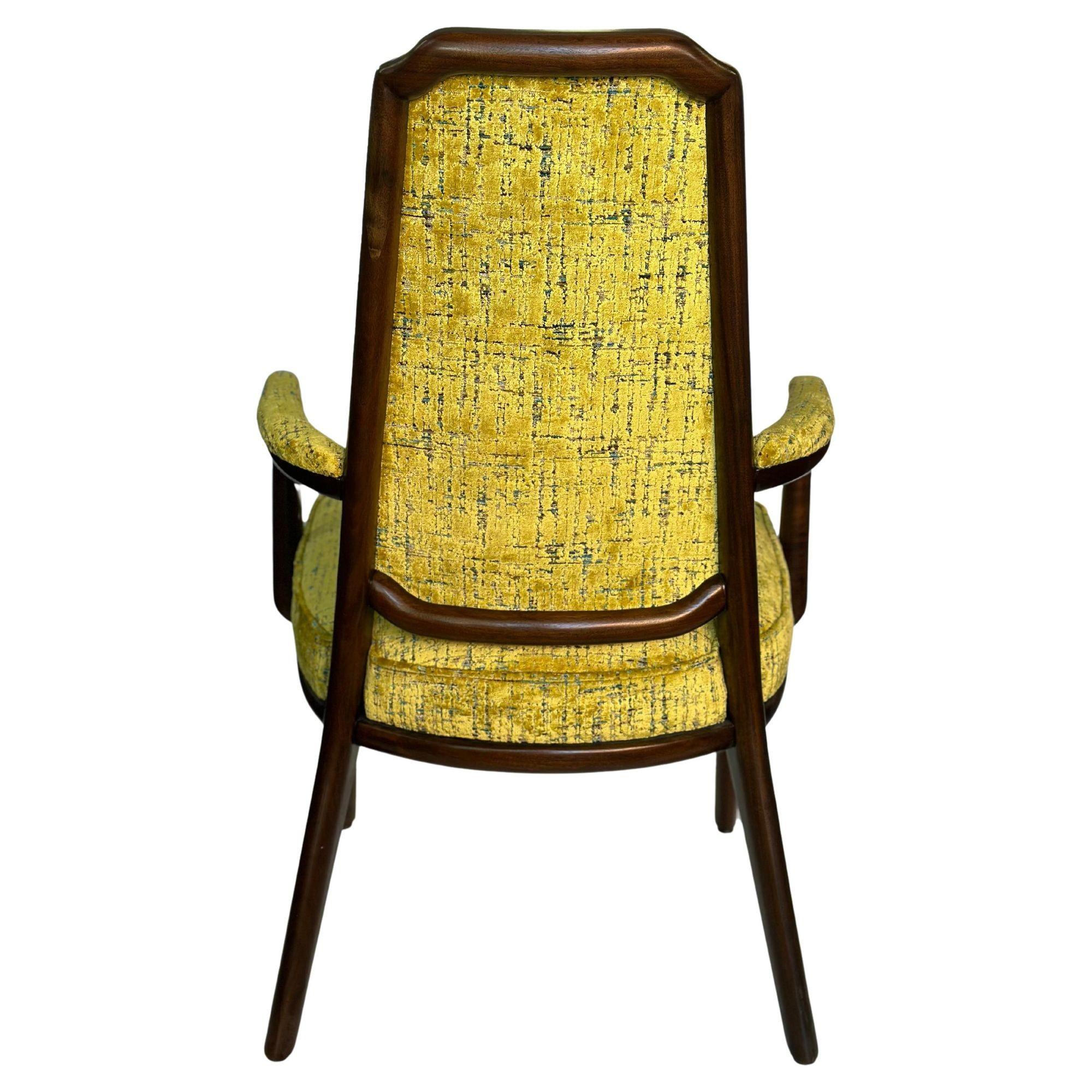 Ensemble de 10 chaises et fauteuils jeunes Monteverdi, années 1950 Bon état - En vente à Los Angeles, CA