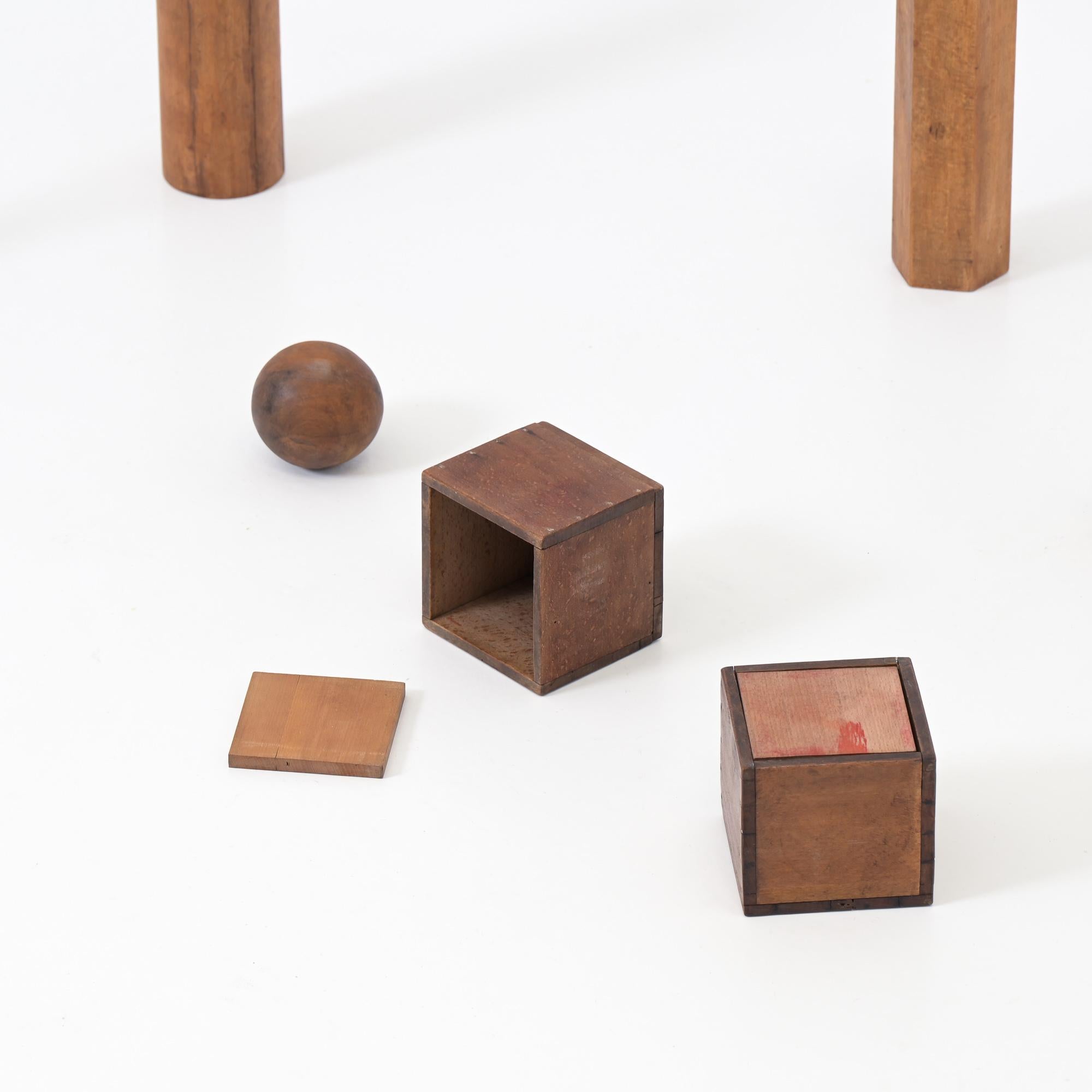 Set di 10 modelli geometrici in legno in vendita 3