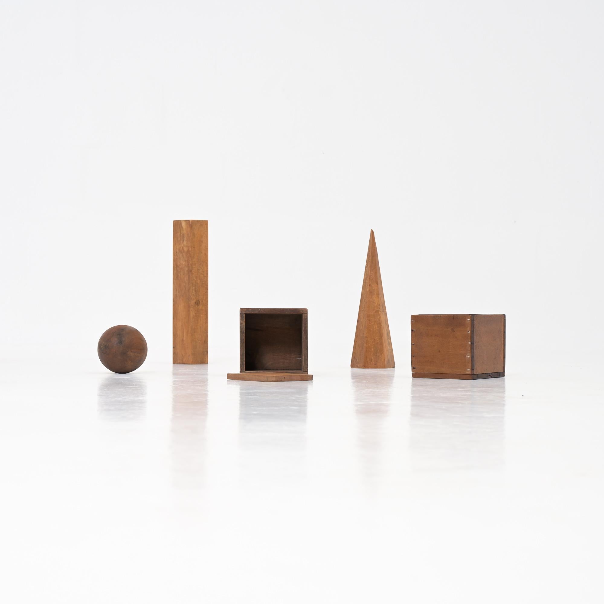Set di 10 modelli geometrici in legno in vendita 8
