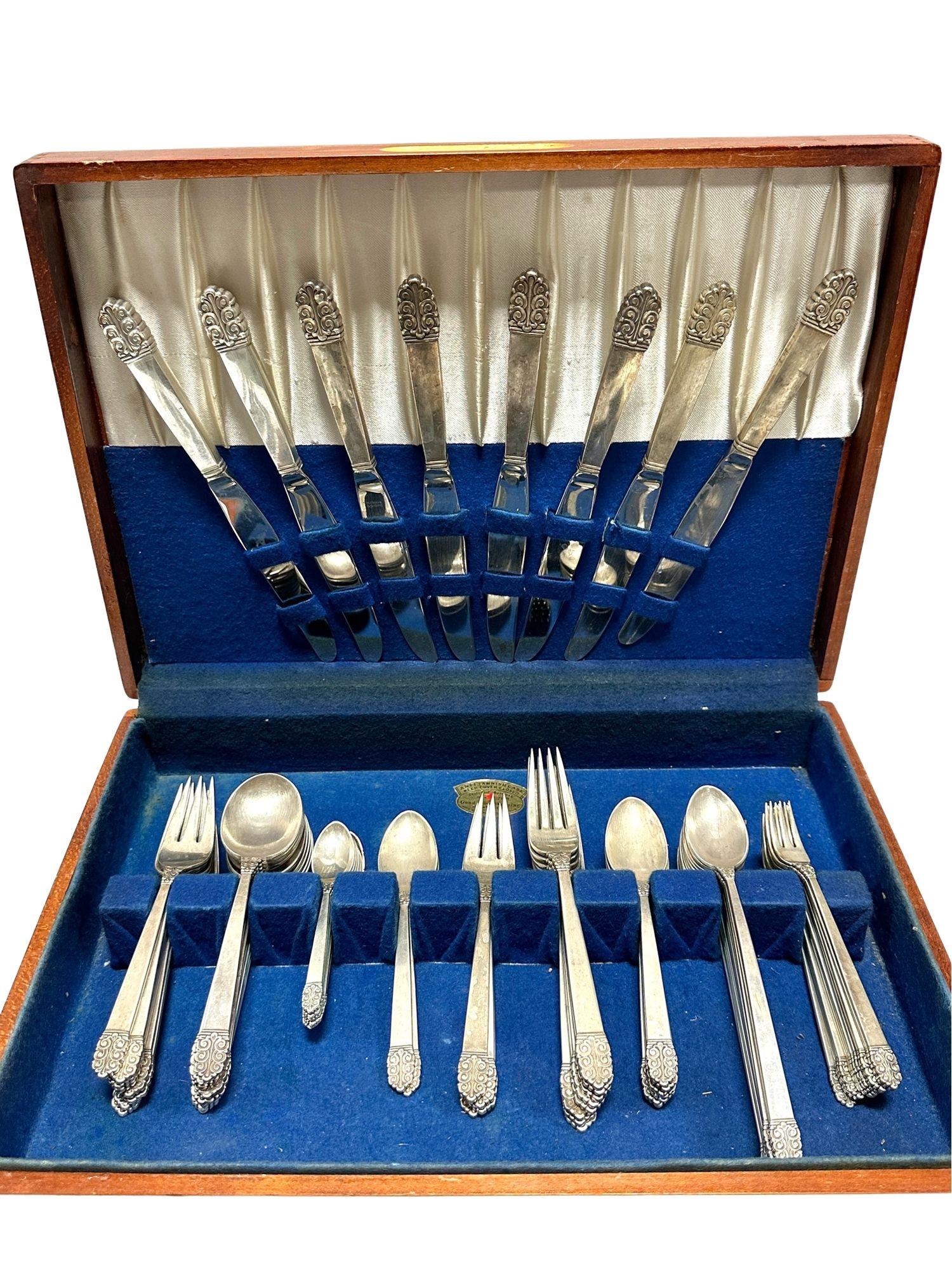 Set of 105 Sterling Silverware Northern Lights Set by Alfred G. Kintz by IS In Good Condition For Sale In Van Nuys, CA