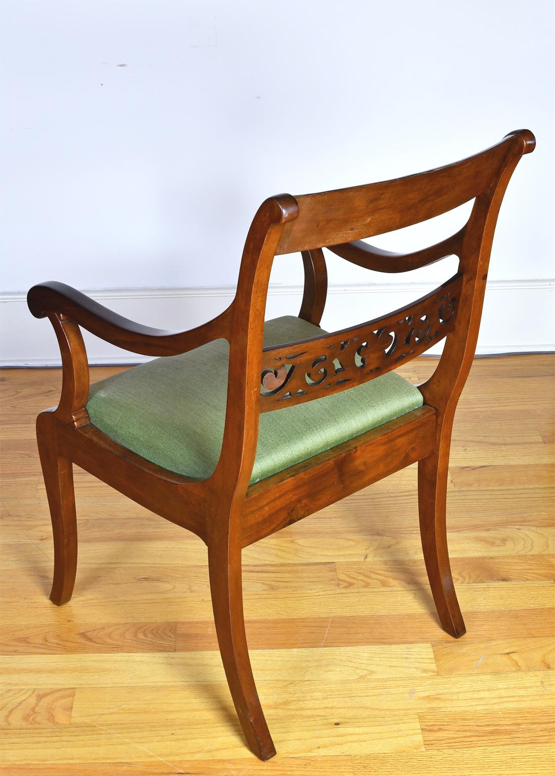 Regency Set of 11 Antique Dining Chairs with 9 Sides & 2 Arms in West Indies Mahogany For Sale