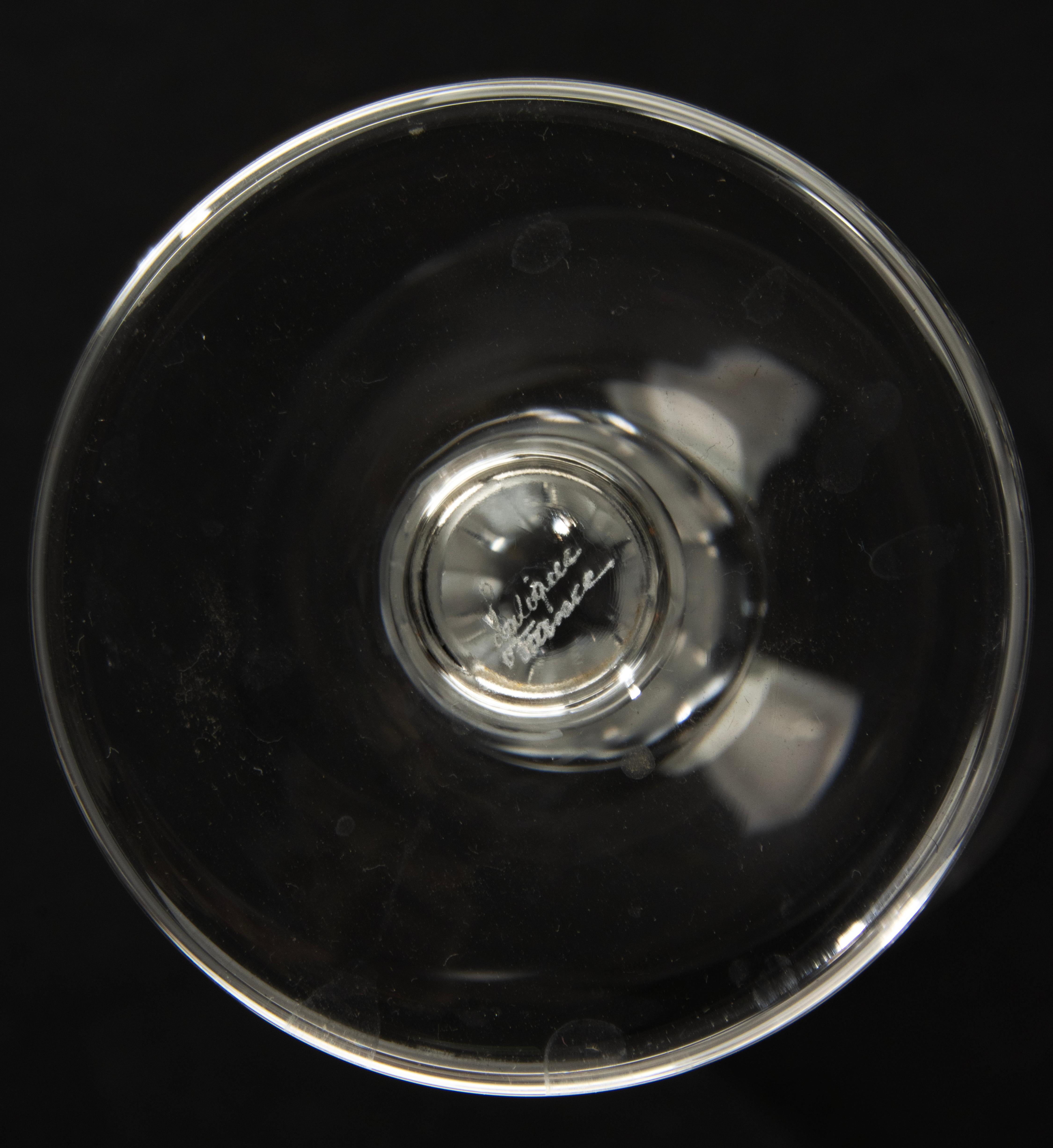 Set di 11 bicchieri da champagne in cristallo - Lalique Francia - Modello Barsac in vendita 2