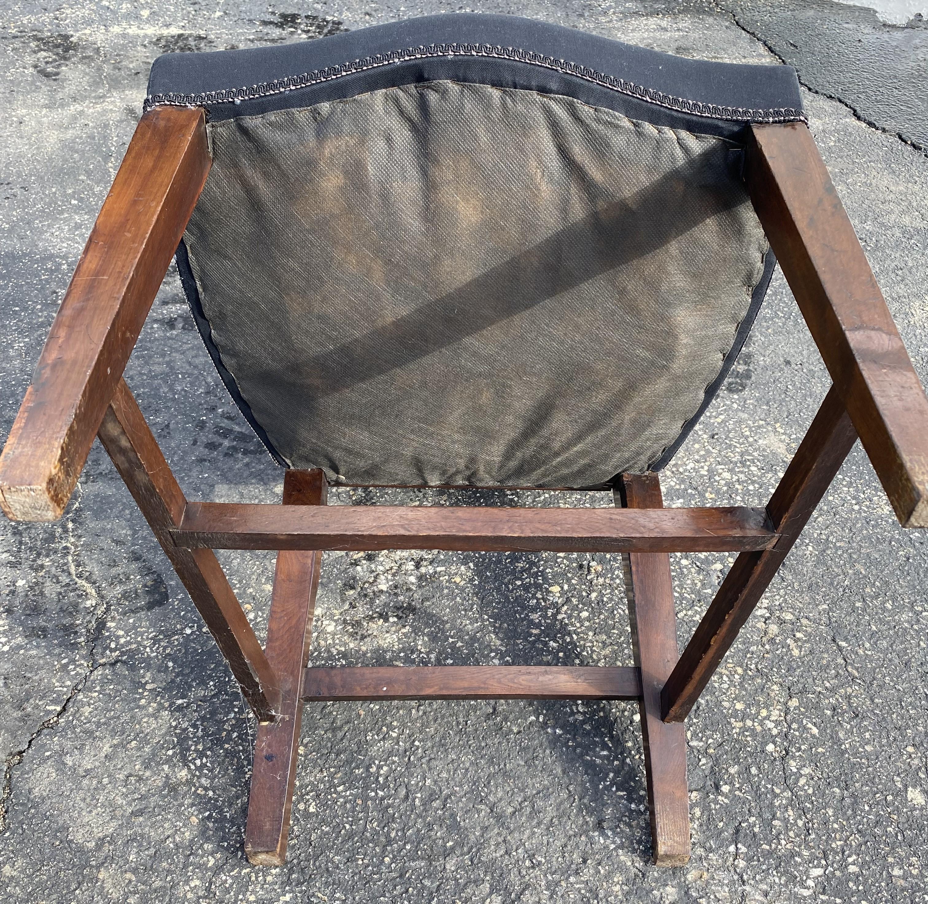 Ensemble de 11 chaises de salle à manger à dossier carré en acajou de style Feder en vente 3