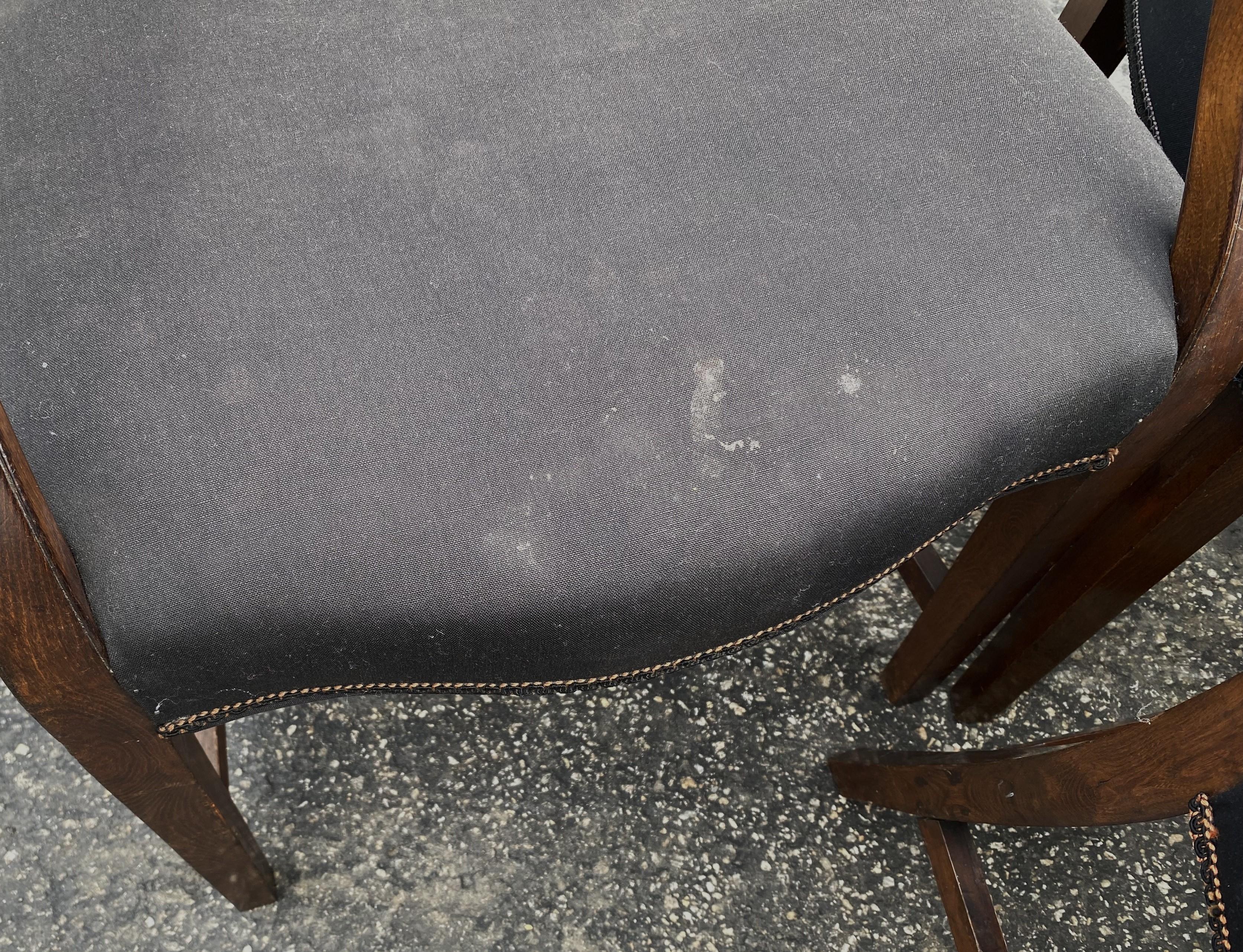 Ensemble de 11 chaises de salle à manger à dossier carré en acajou de style Feder en vente 10