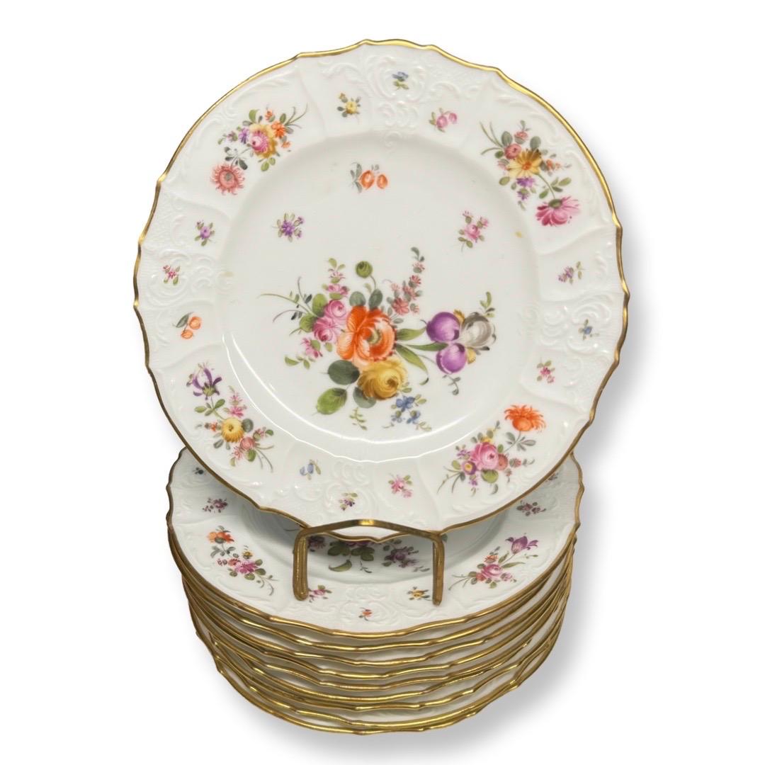 Juego de 11 platos de postre de porcelana de Saxe pintados a mano, principios del siglo XX Alemán