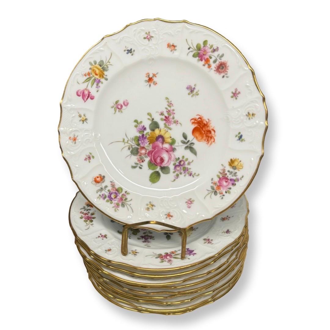 Juego de 11 platos de postre de porcelana de Saxe pintados a mano, principios del siglo XX en Bueno Estado en CANNES, FR