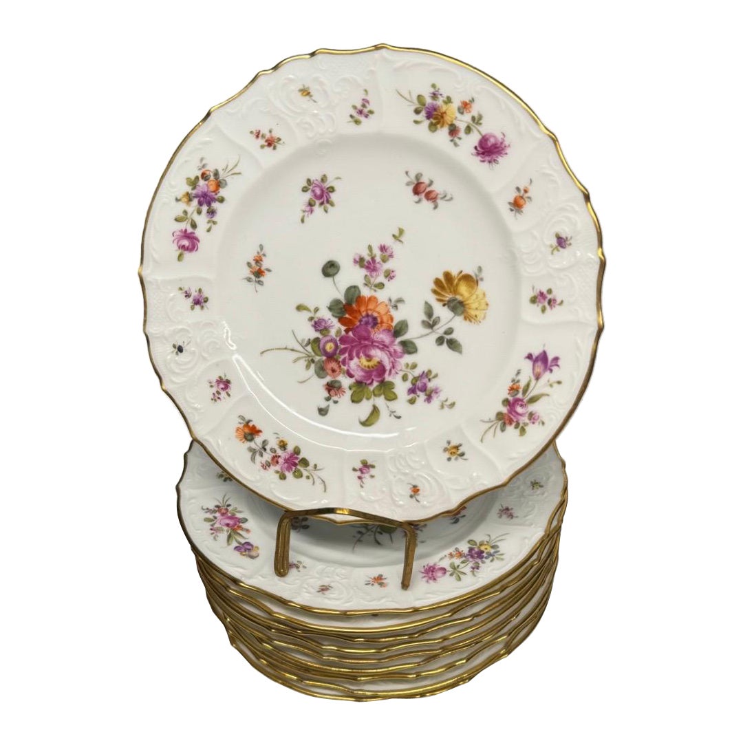 Set of 11 Hand-Painted Saxe Porcelain Dessert Plates, Early 20th Century