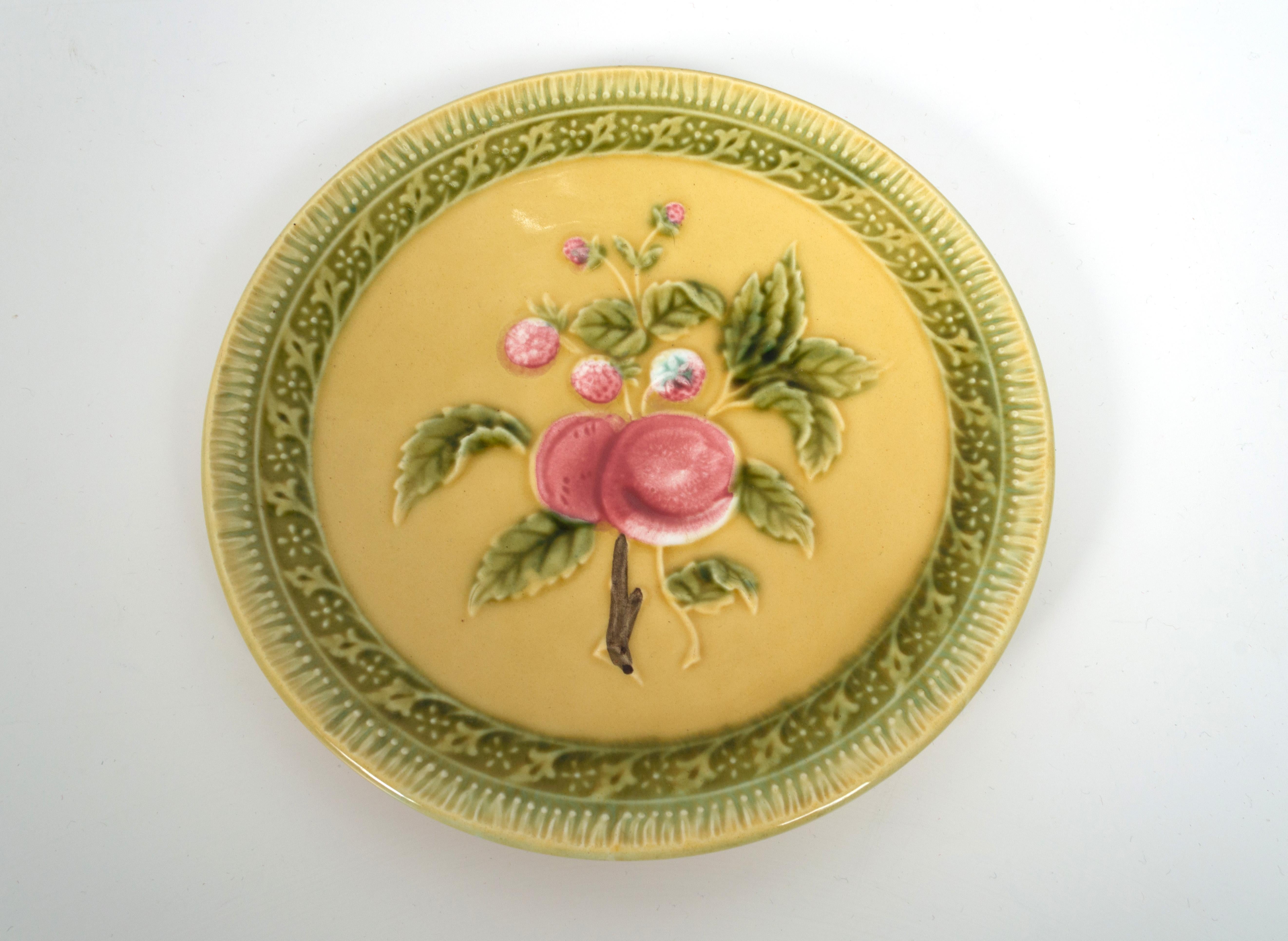 Set of 11 Majolica Plates, Black Forest Germany, circa 1930 For Sale 1