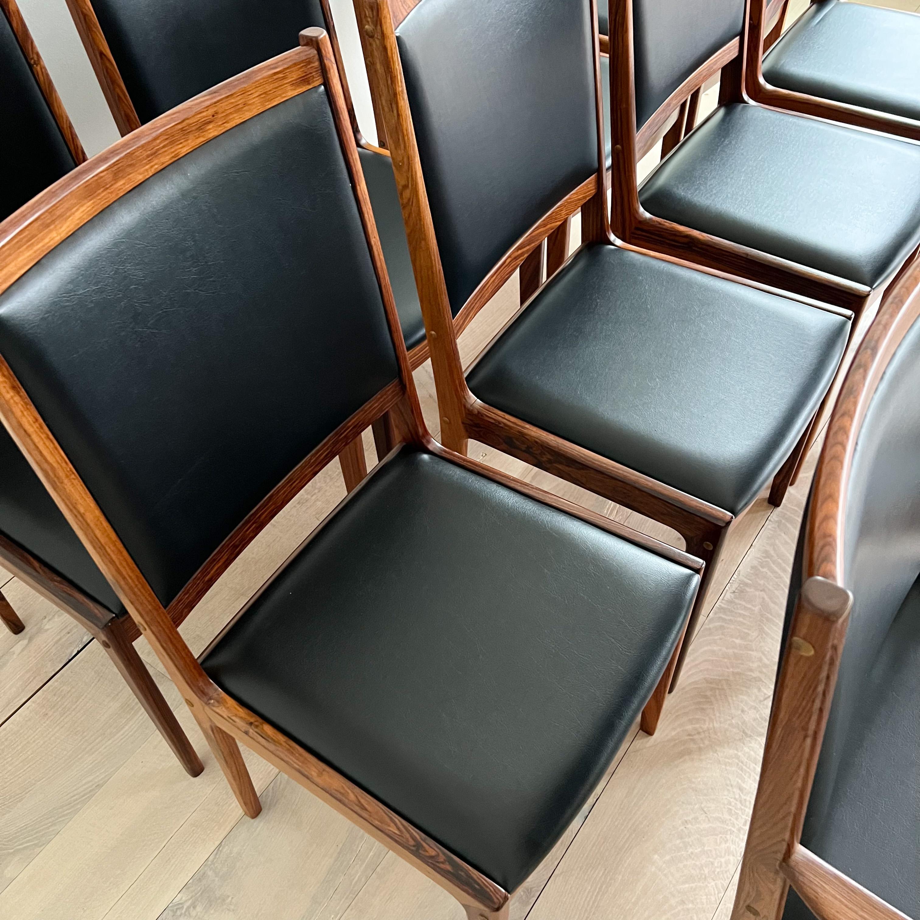 Ensemble de 11 chaises de salle à manger en palissandre du milieu du siècle par Kofod Larsen 13