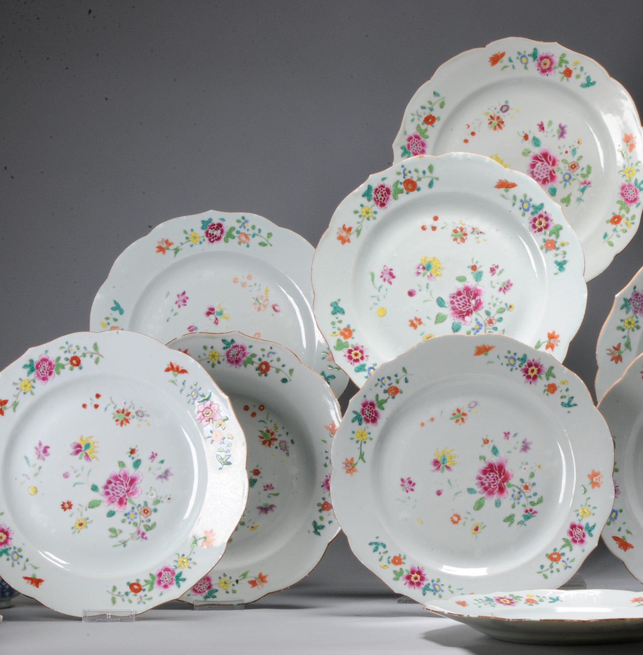 Qing Set of 11 Plates Antique Chinese Porcelain Qianlong Period Famille Rose, 18th C For Sale