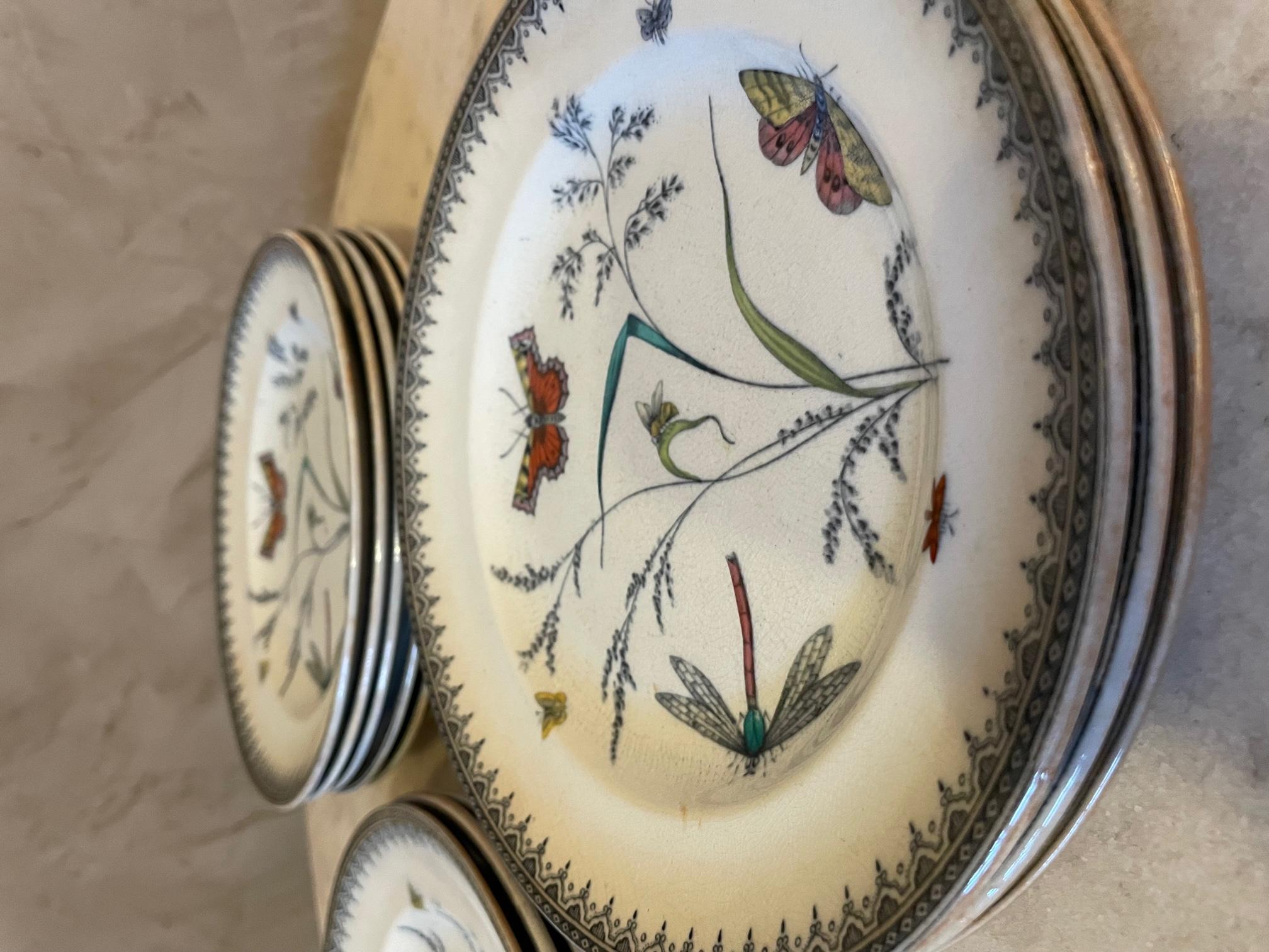 Ensemble de 11 assiettes désertiques en porcelaine Pinder Bourne and Co, années 1880 Bon état - En vente à LEGNY, FR