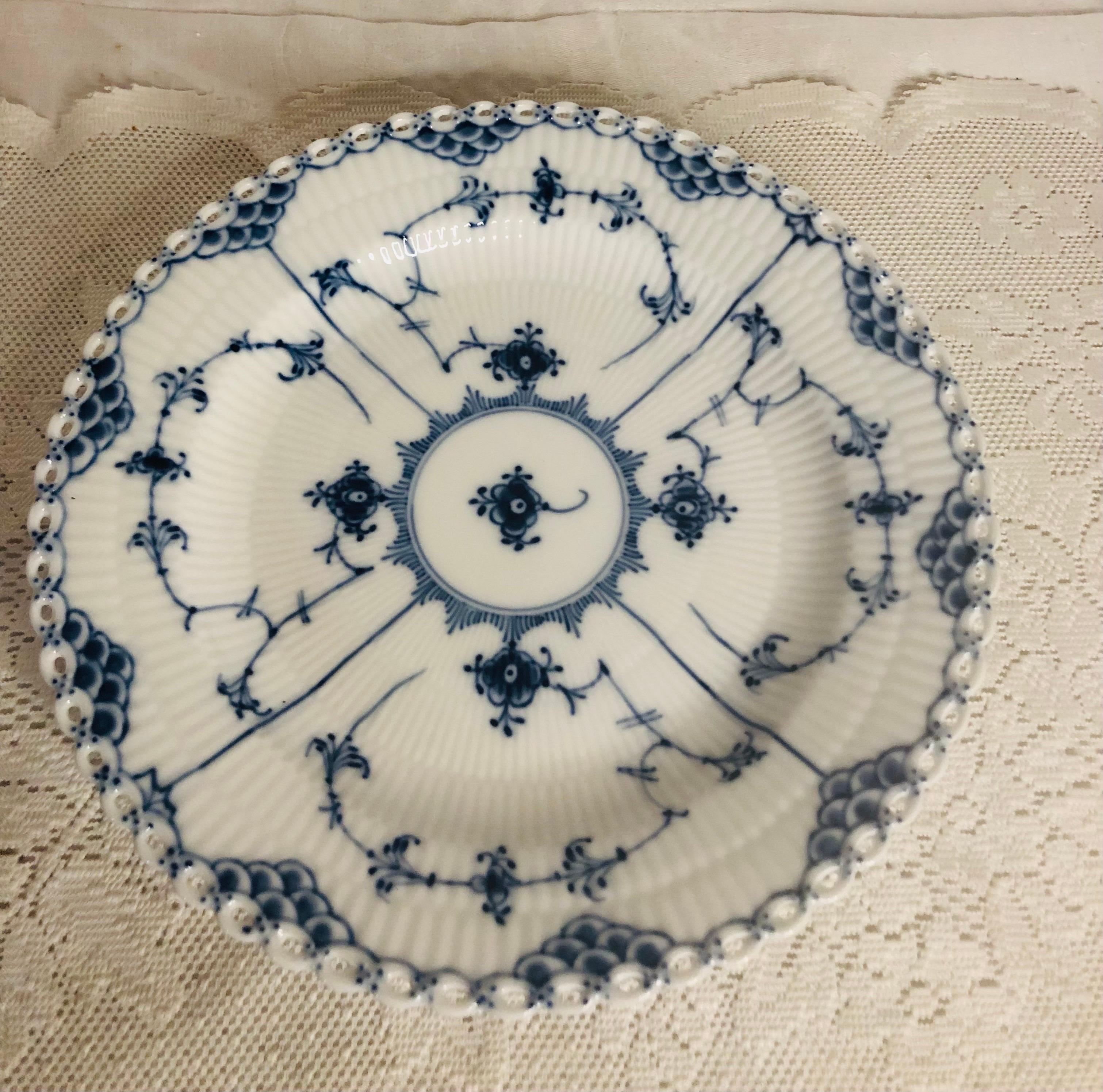 Porcelain Set of 11 Royal Copenhagen Fluted Dinner Plates with Full Lace Openwork Design