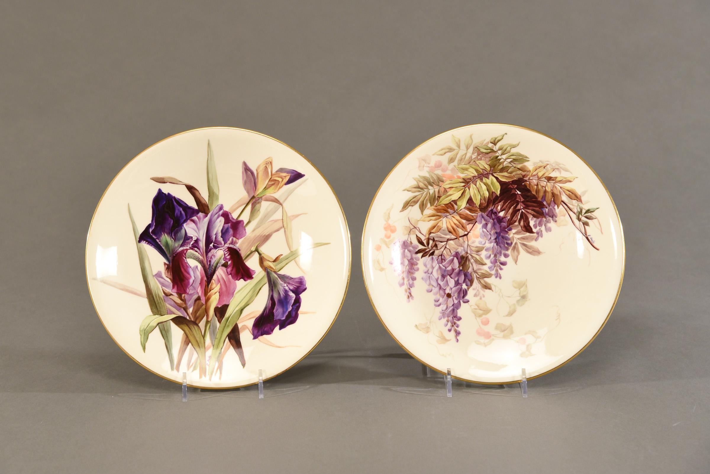 English Set of 11 Royal Worcester Aesthetic Movement Dessert Plates Signed E. Raby For Sale