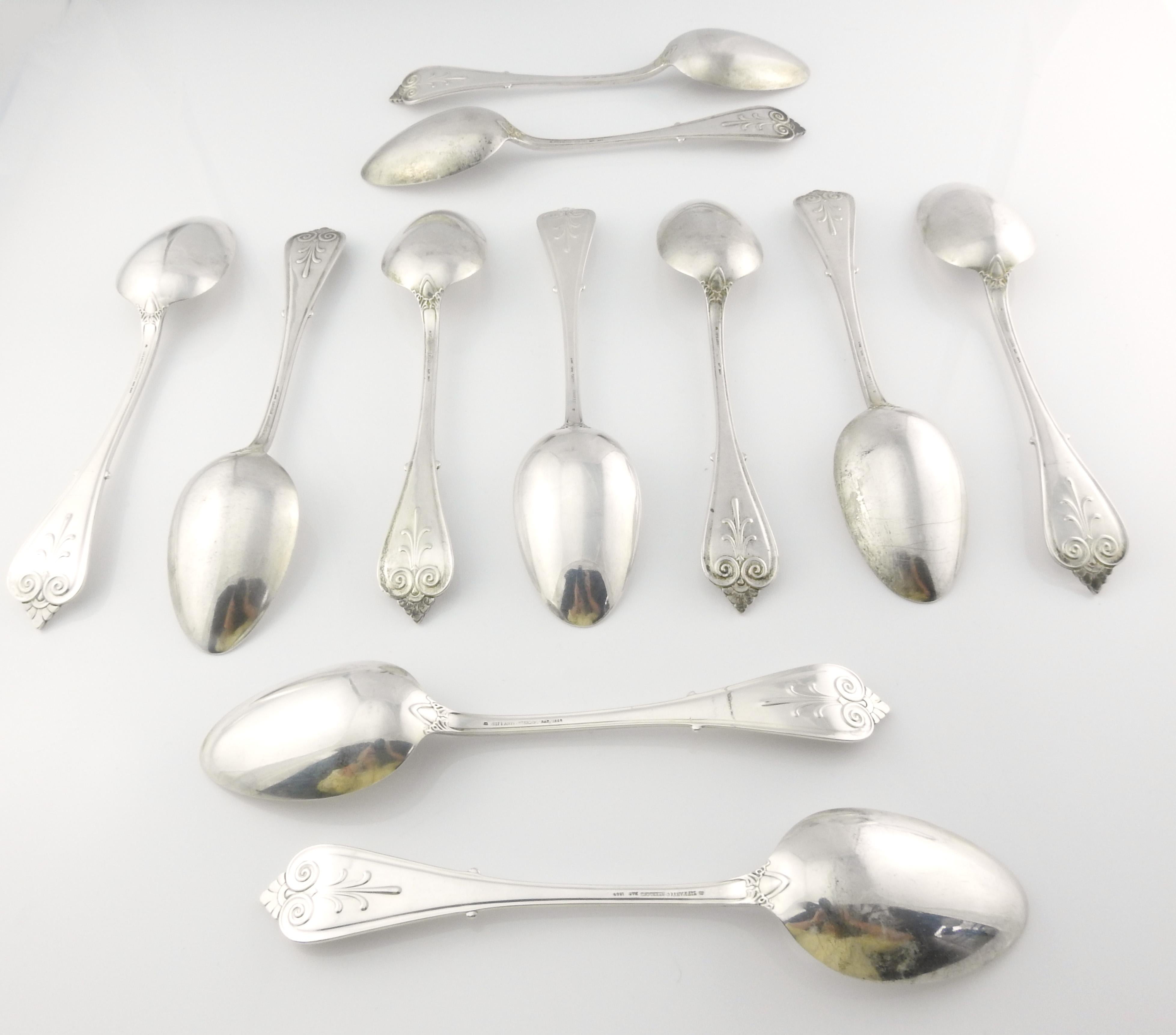 Set von 11 Tiffany & Co. Sterlingsilber-Tischlöffel mit Monogramm von Beekman 2