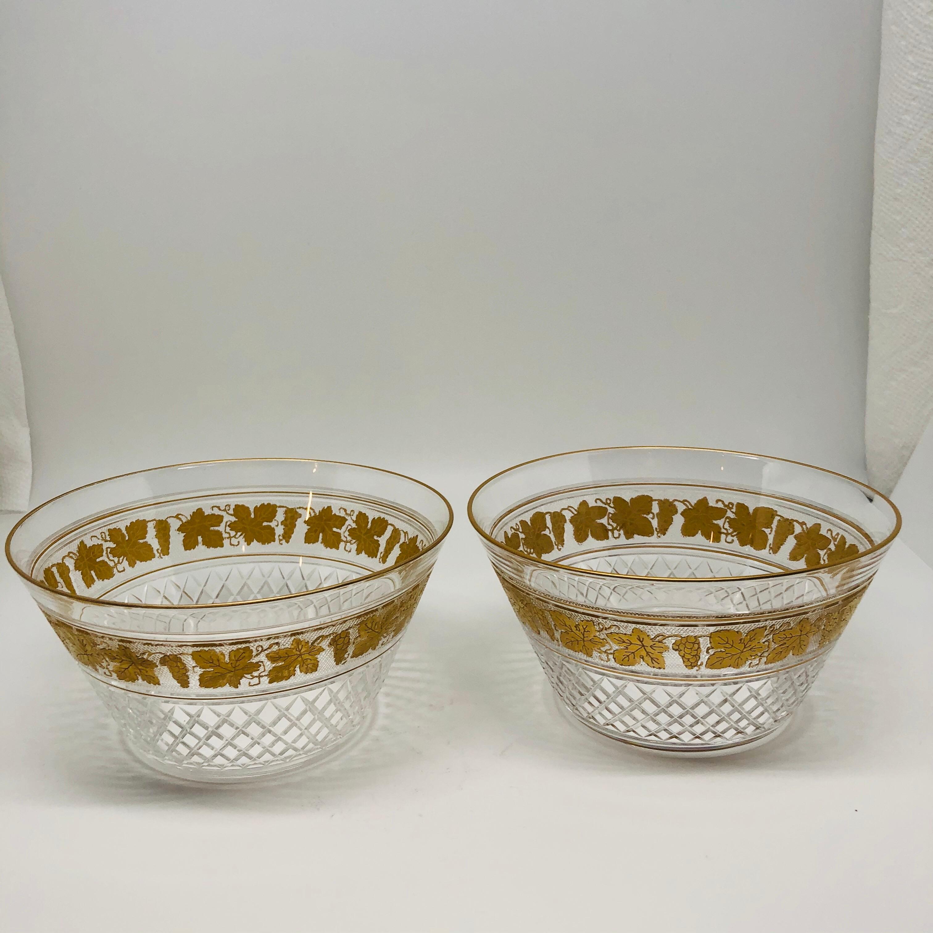Belgian Set of 11 Val Saint Lambert Crystal Cut Glass Bowls with Gilded Leaf Decoration