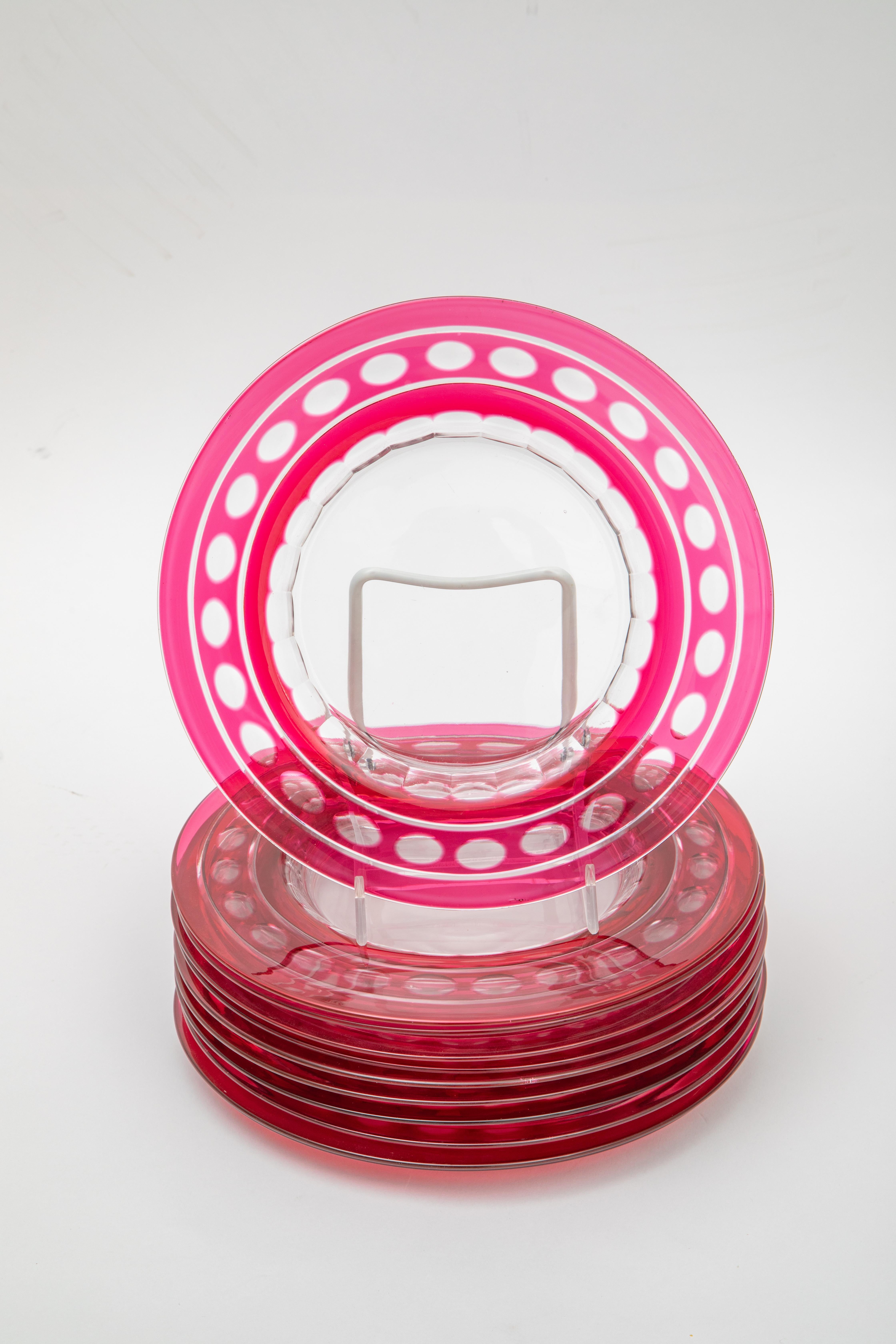Set of 11 Val Saint Lambert Ruby Clear Crystal Glass Plates. Antique Circa 1920 In Good Condition In West Palm Beach, FL