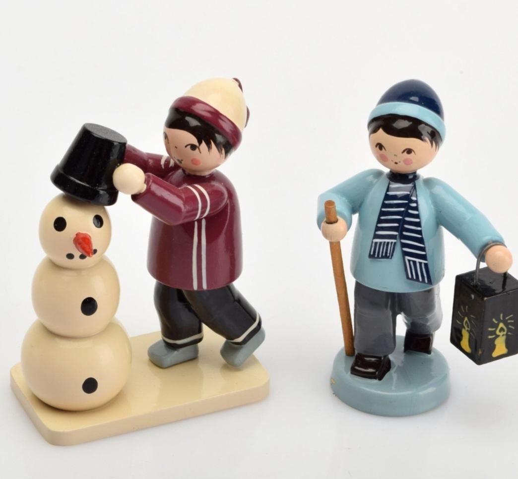 Arts and Crafts Ensemble de 11 figurines de Noël Vintage Wood Erzgebirge Allemagne en vente