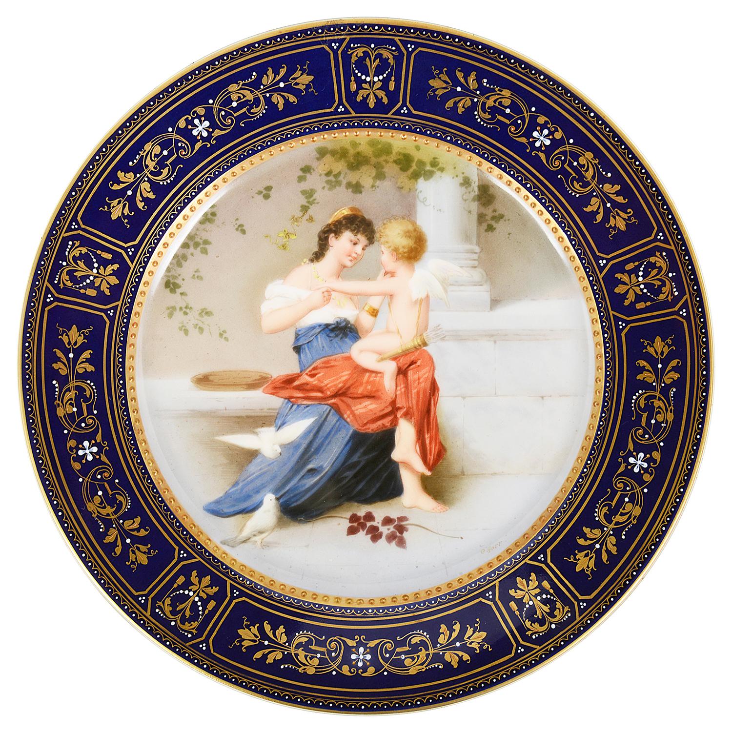 Set of 12, 19th Century Vienna Porcelain Plates In Good Condition For Sale In Brighton, Sussex