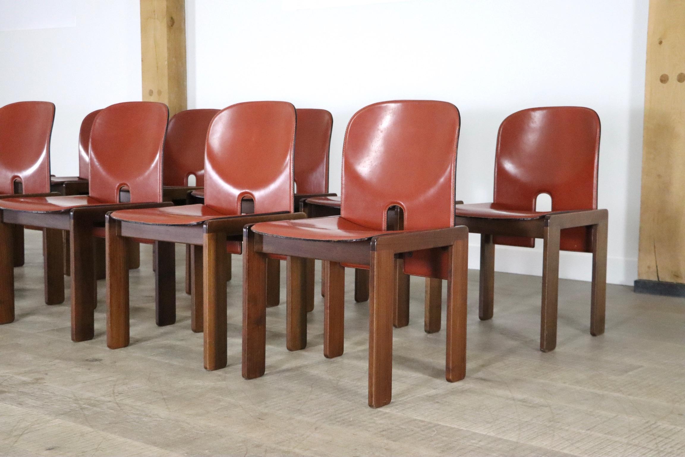Set of 12 Afra and Tobia Scarpa 121 Chairs for Cassina Italy, 1965 In Good Condition In ABCOUDE, UT