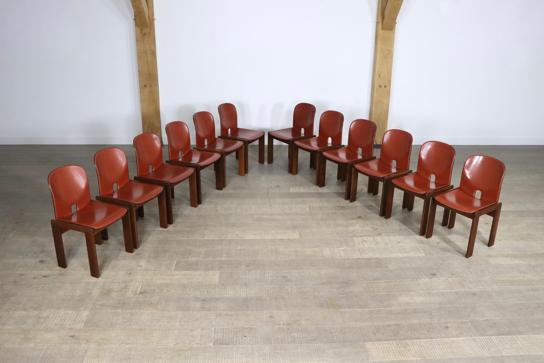 Mid-20th Century Set of 12 Afra and Tobia Scarpa 121 Chairs for Cassina Italy, 1965