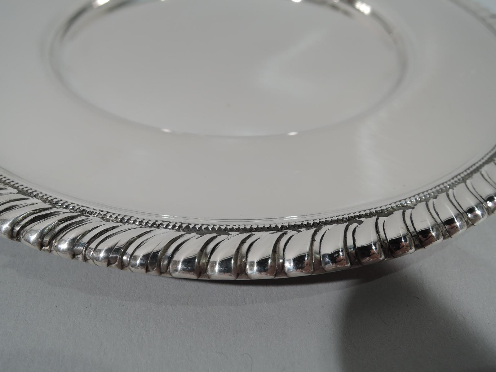 20th Century Set of 12 American Art Deco Modern Sterling Silver Bread and Butter Plates