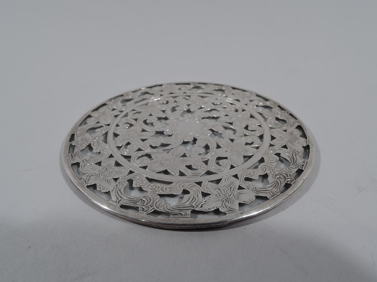 Set of 12 American Art Nouveau Silver Overlay Coasters by Webster In Good Condition In New York, NY
