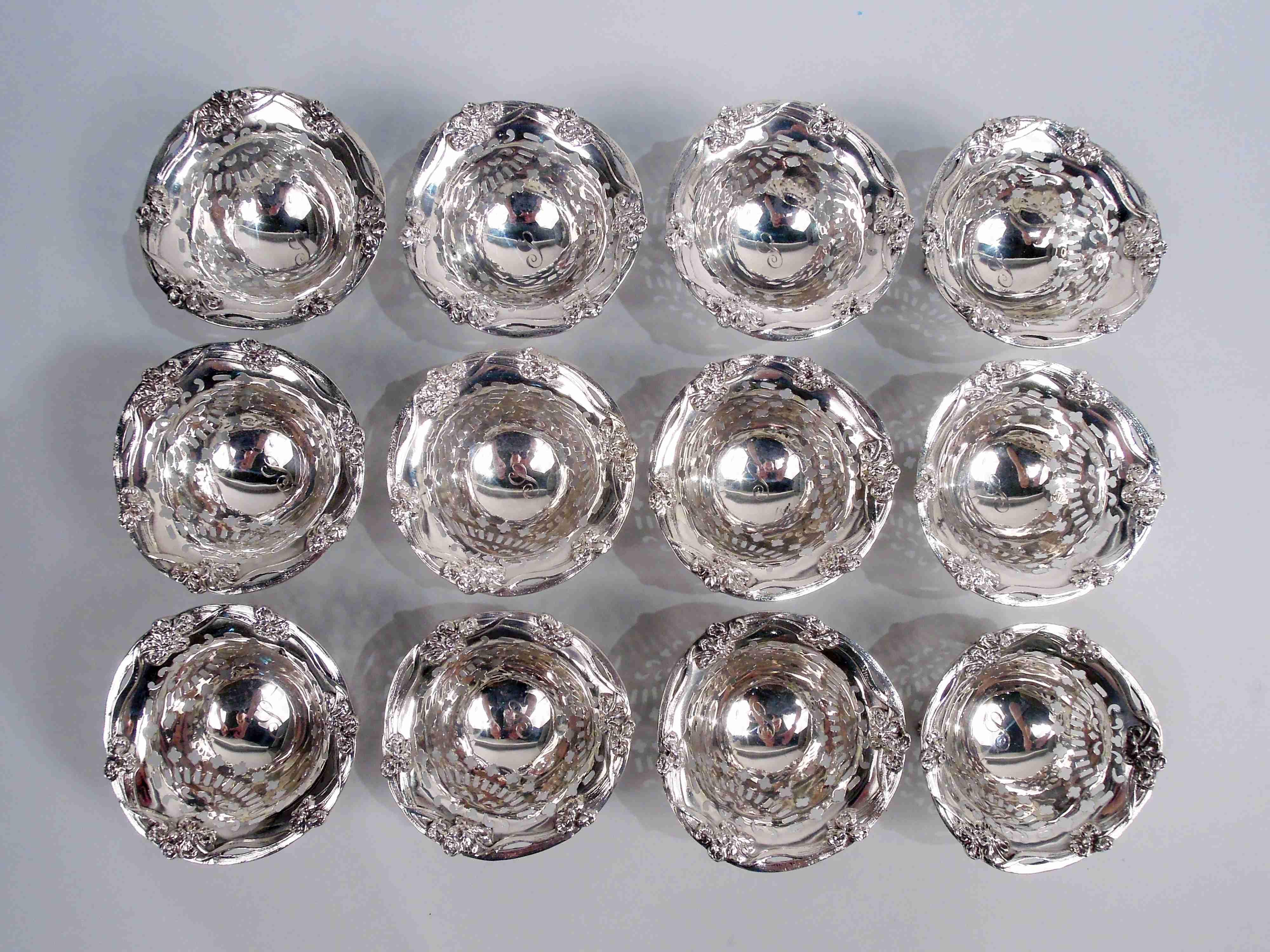 Set of 12 American Art Nouveau Sterling Silver Nut Dishes In Good Condition For Sale In New York, NY