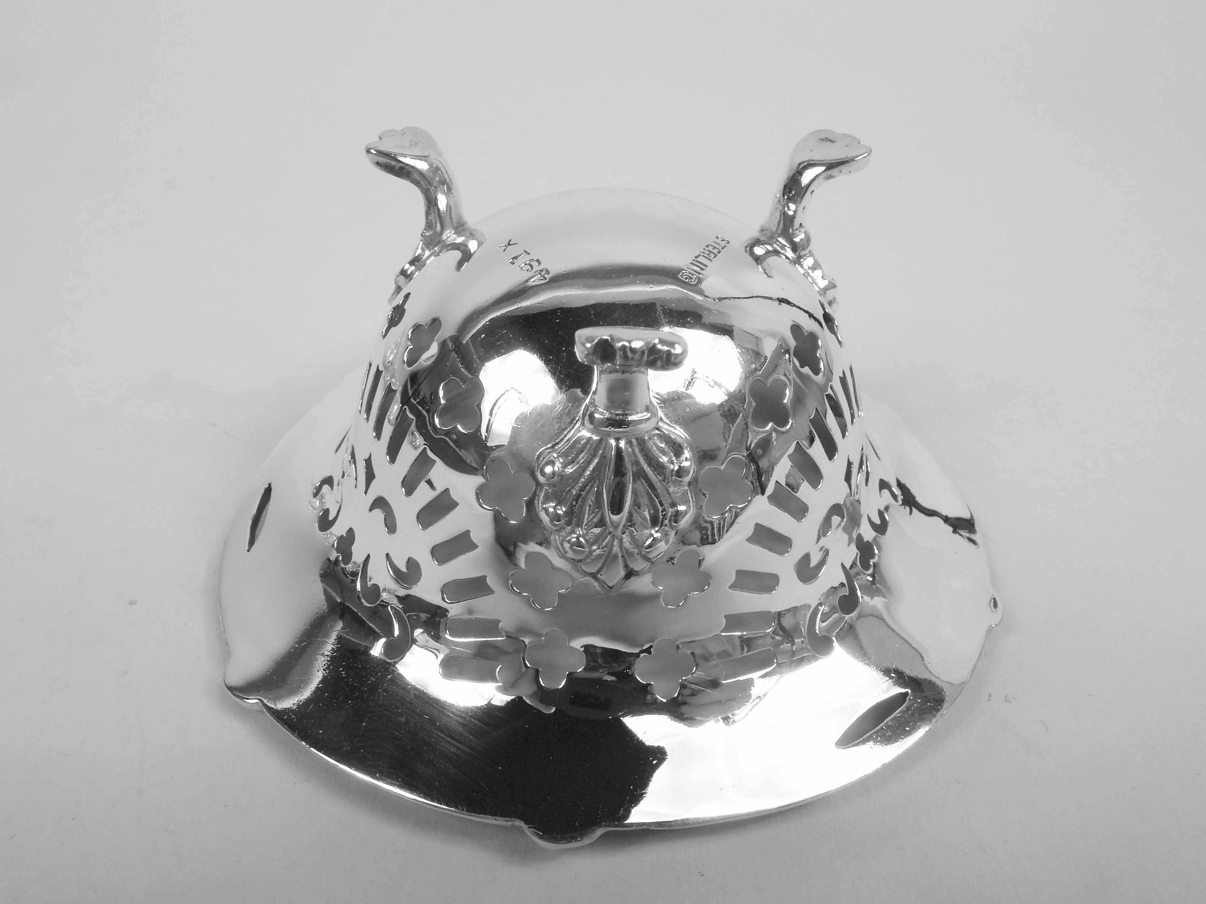 Set of 12 American Art Nouveau Sterling Silver Nut Dishes For Sale 5