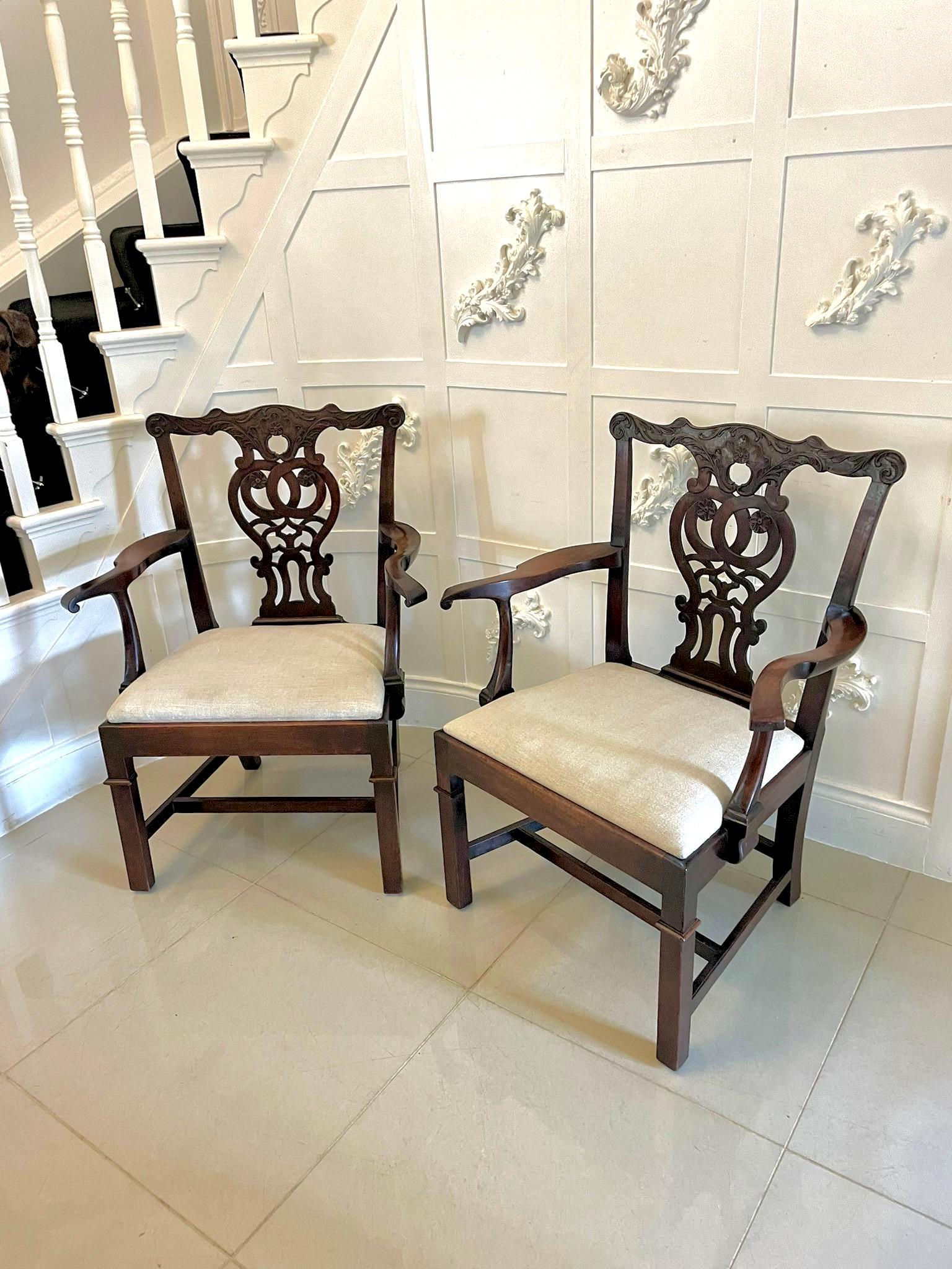 George III Set of 12 Antique 18th Century Quality Carved Mahogany Chippendale Chairs For Sale