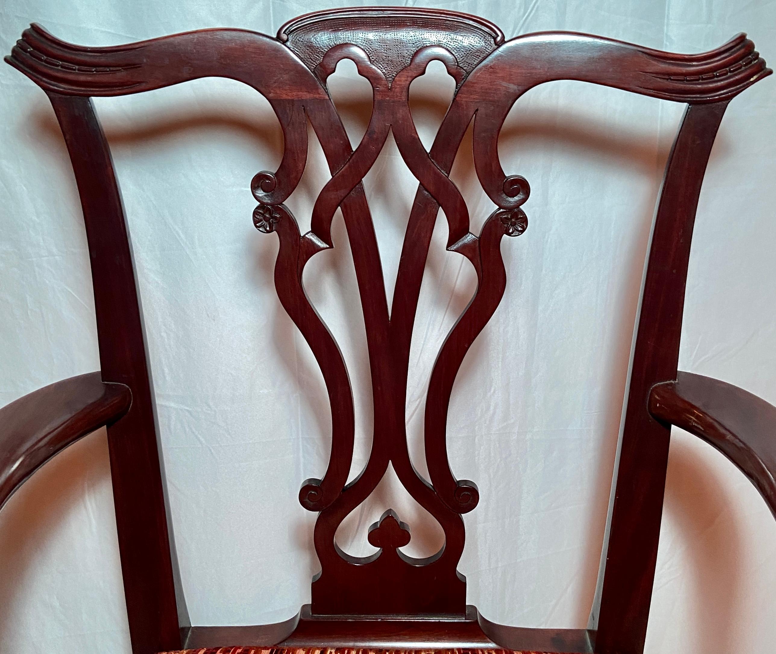 20th Century Set of 12 Antique English Mahogany Chippendale Chairs, Circa 1900. For Sale