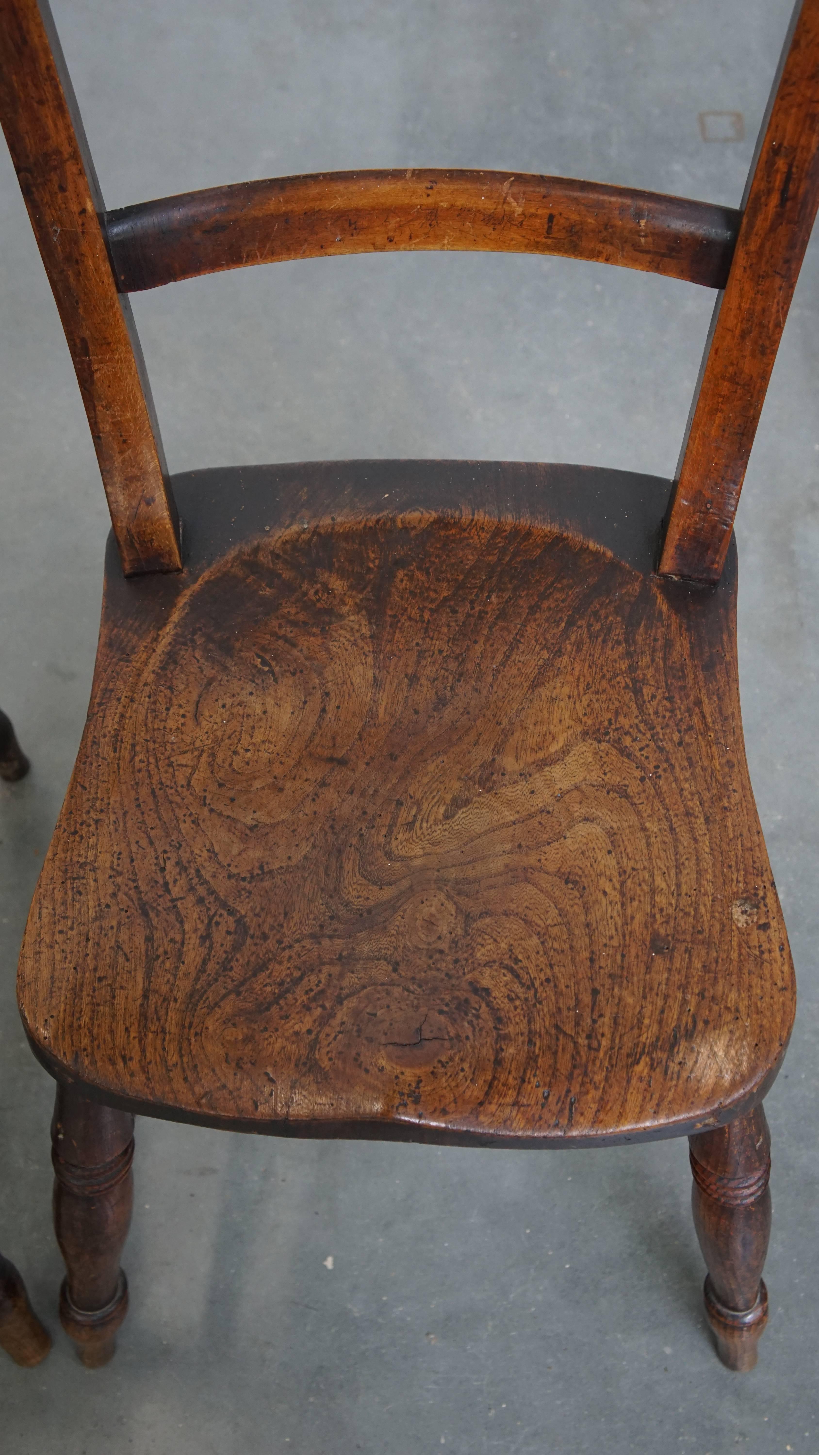 Legno Set di 12 antiche sedie da pranzo/cucina inglesi Oxford in vendita