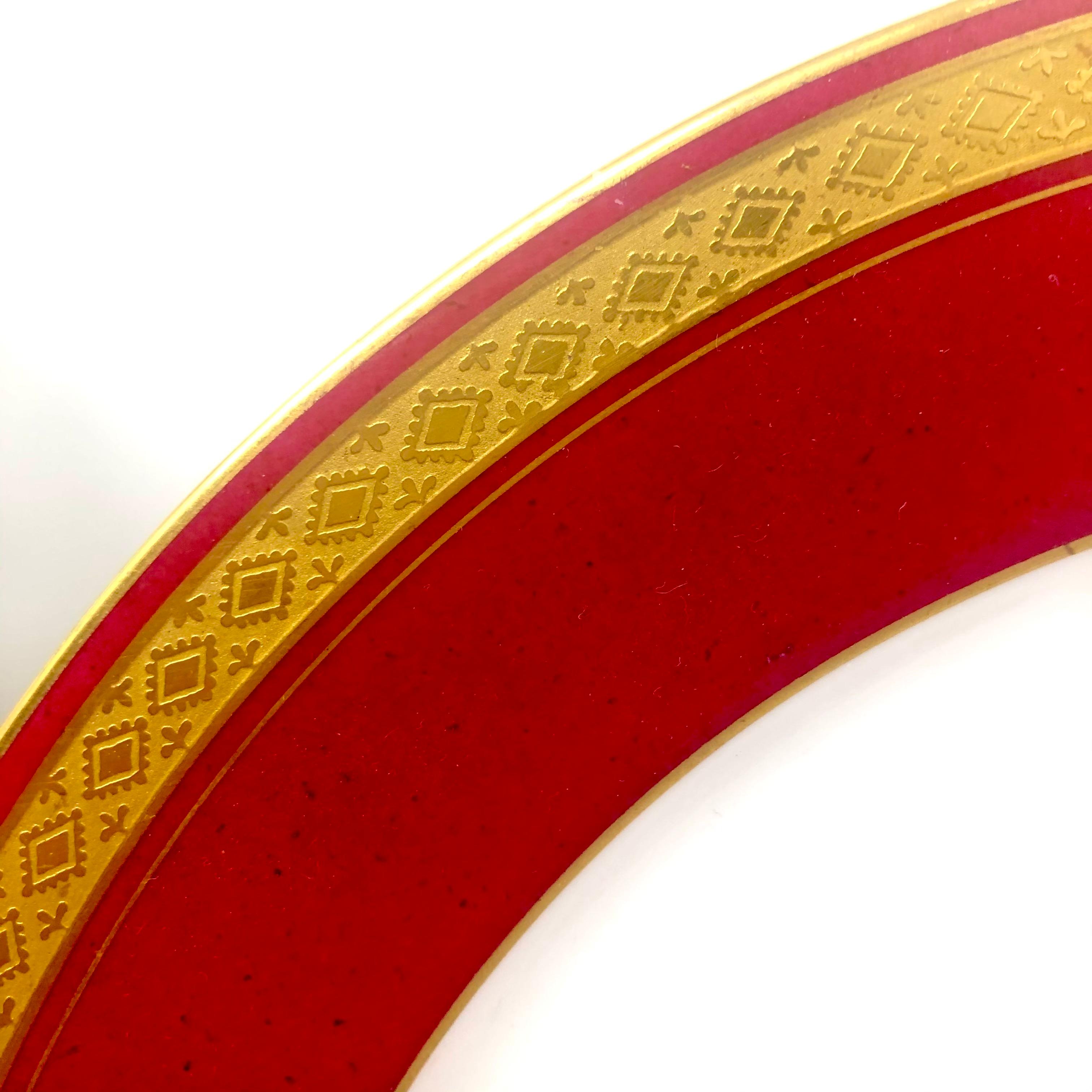 Set of 12 Antique French Haviland Limoges Raspberry Red Dinner Plates, 1890-1910 In Good Condition In New Orleans, LA