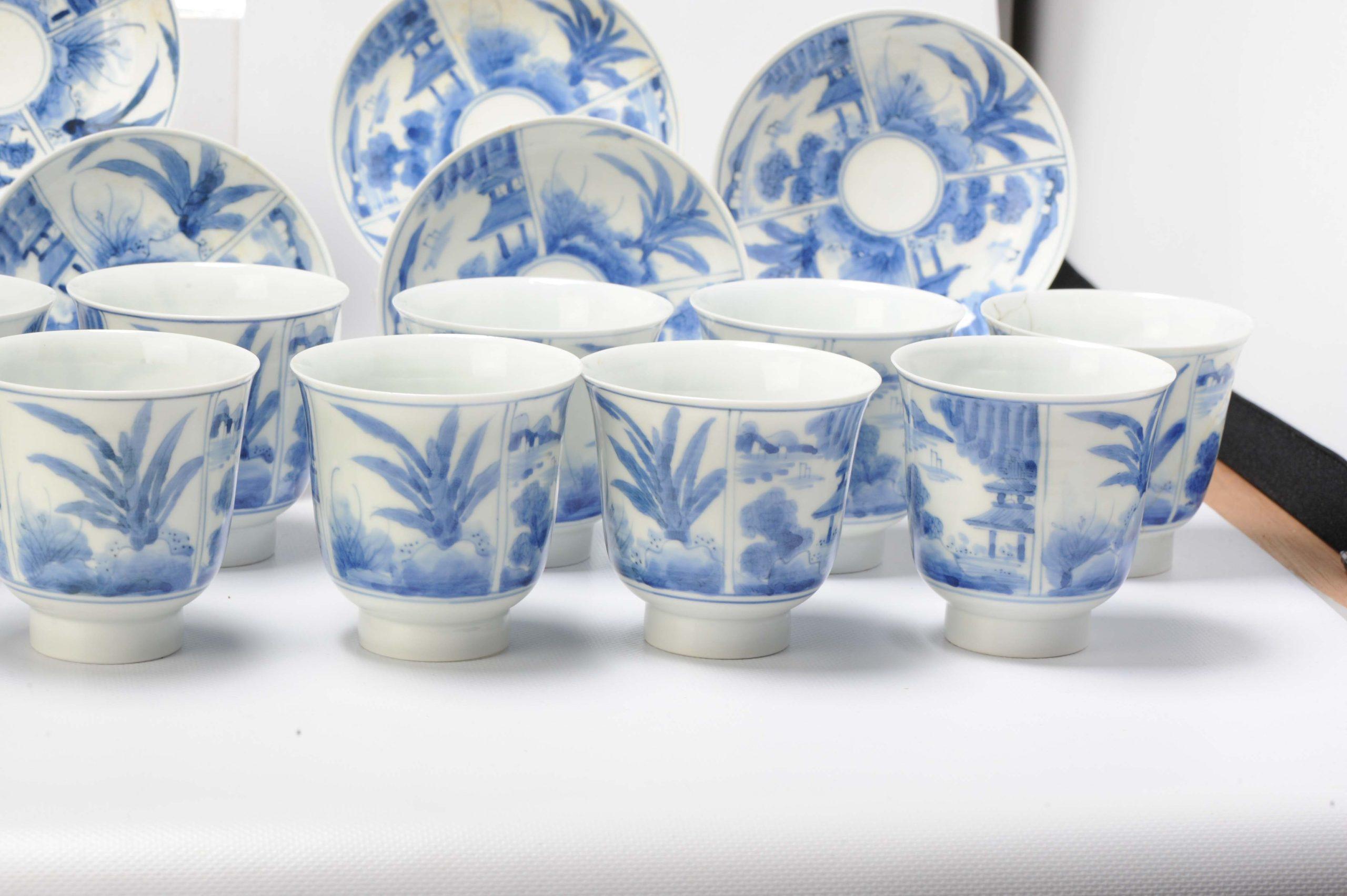 Un très bel ensemble de 12 bols avec soucoupes. Très joliment décorée. Ils sont marqués sur la base.

Informations complémentaires :
MATERIAL : Porcelaine et poterie
Région d'origine : Japon
Période : XIXe siècle, XXe siècle Période Meiji