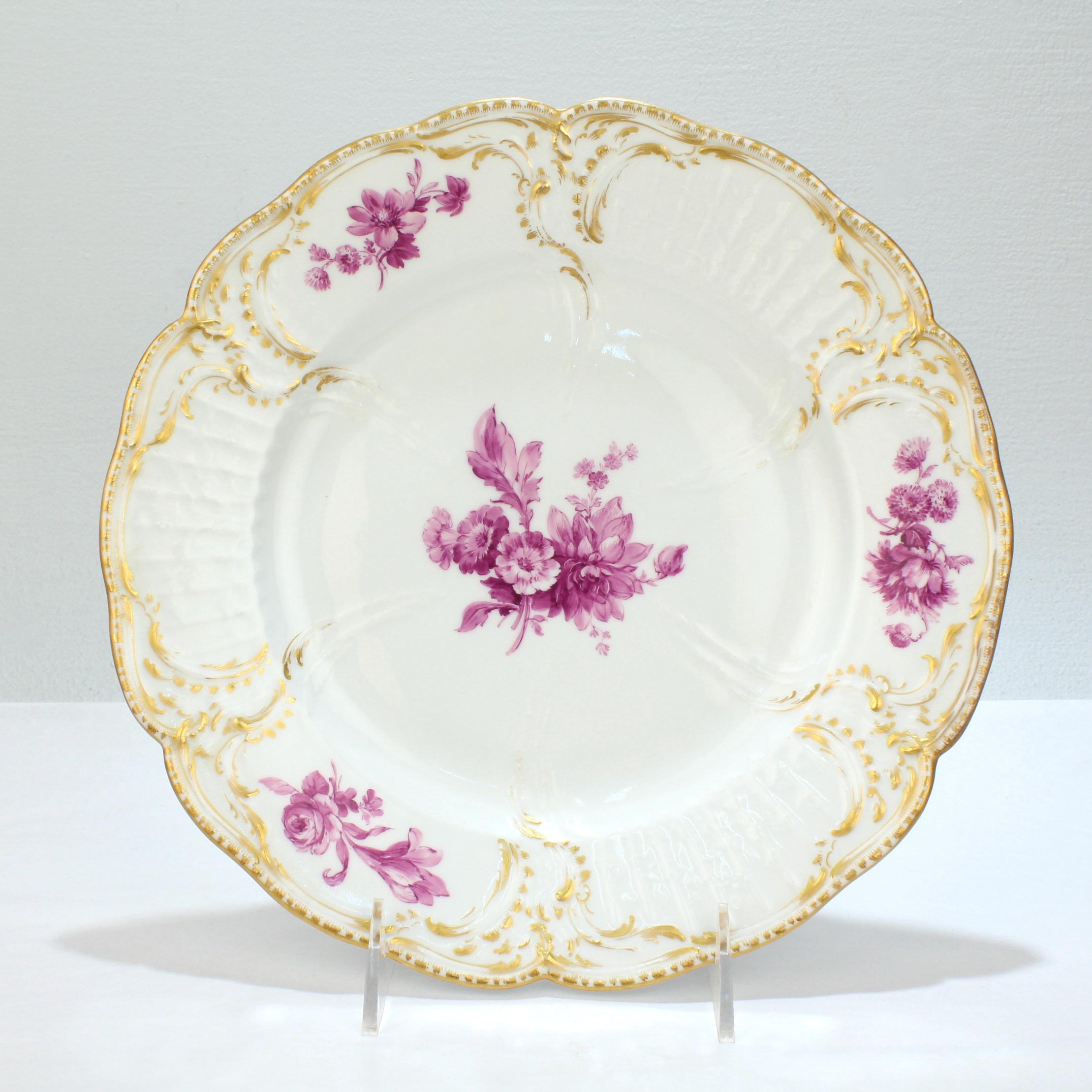 Rococo Set of 12 Antique KPM Royal Berlin Porcelain Reliefzierat Dinner Plates in Puce