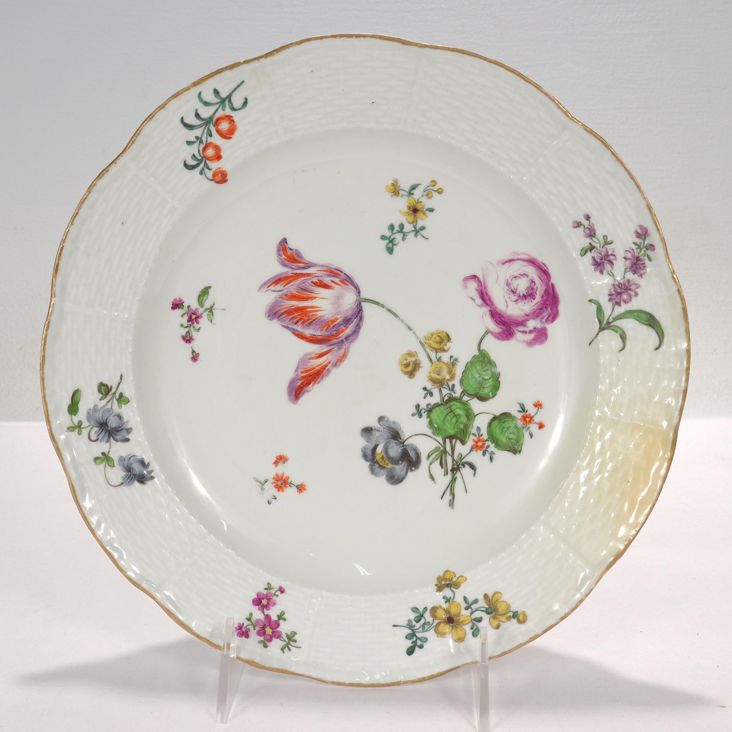 Rococo Set of 12 Antique Meissen Porcelain 'Old Ozier' Pattern Cabinet or Dinner Plates For Sale