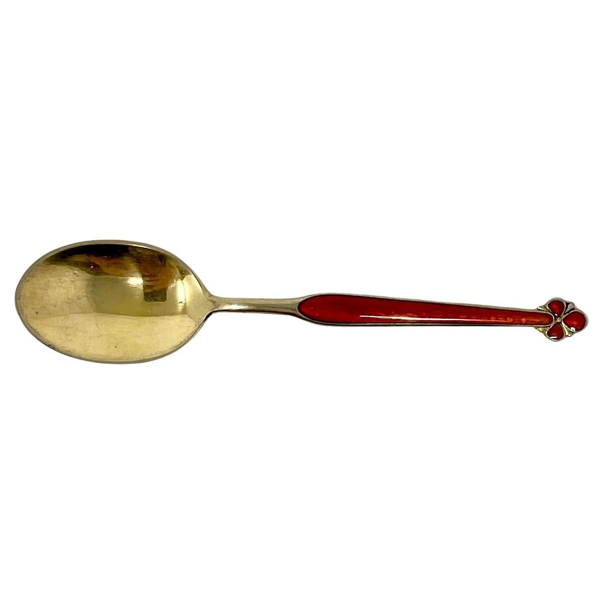 Argent sterling Ensemble de 12 cuillères à Demi-Tasse norvégiennes anciennes en argent sterling et émail, vers 1910 en vente