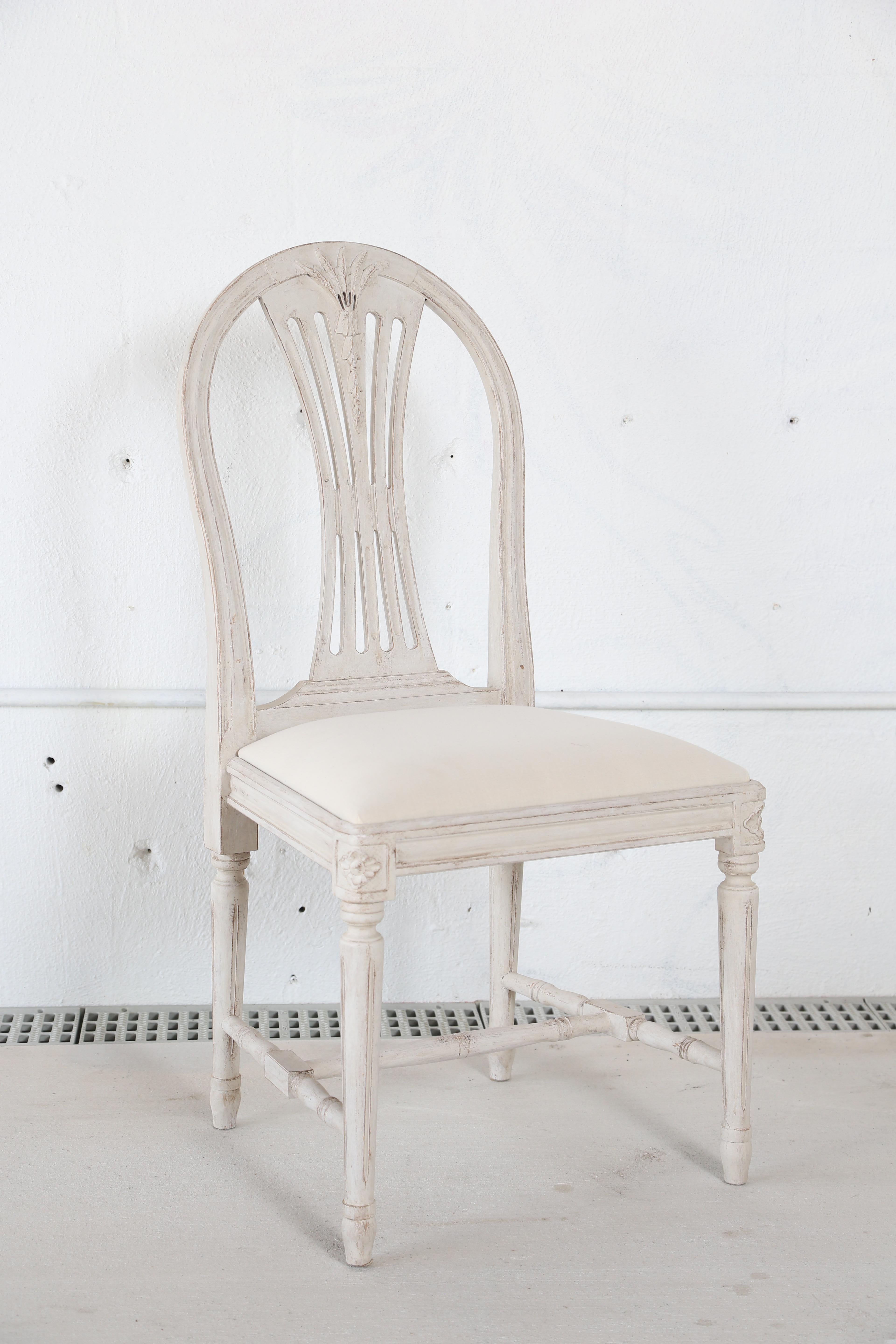 Set of 12 Antique Painted Gustavian Style Dining Chairs In Good Condition In West Palm Beach, FL