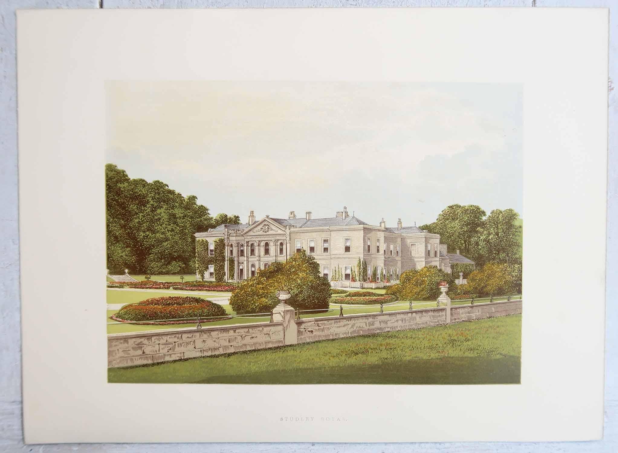 Splendido set di 12 stampe di case di campagna inglesi o di case di campagna.

Cromolitografie

Dopo i disegni originali di Alexander Francis Lydon

Pubblicato da Mackenzie C.1880

Senza cornice.

La misura indicata è il formato carta di una