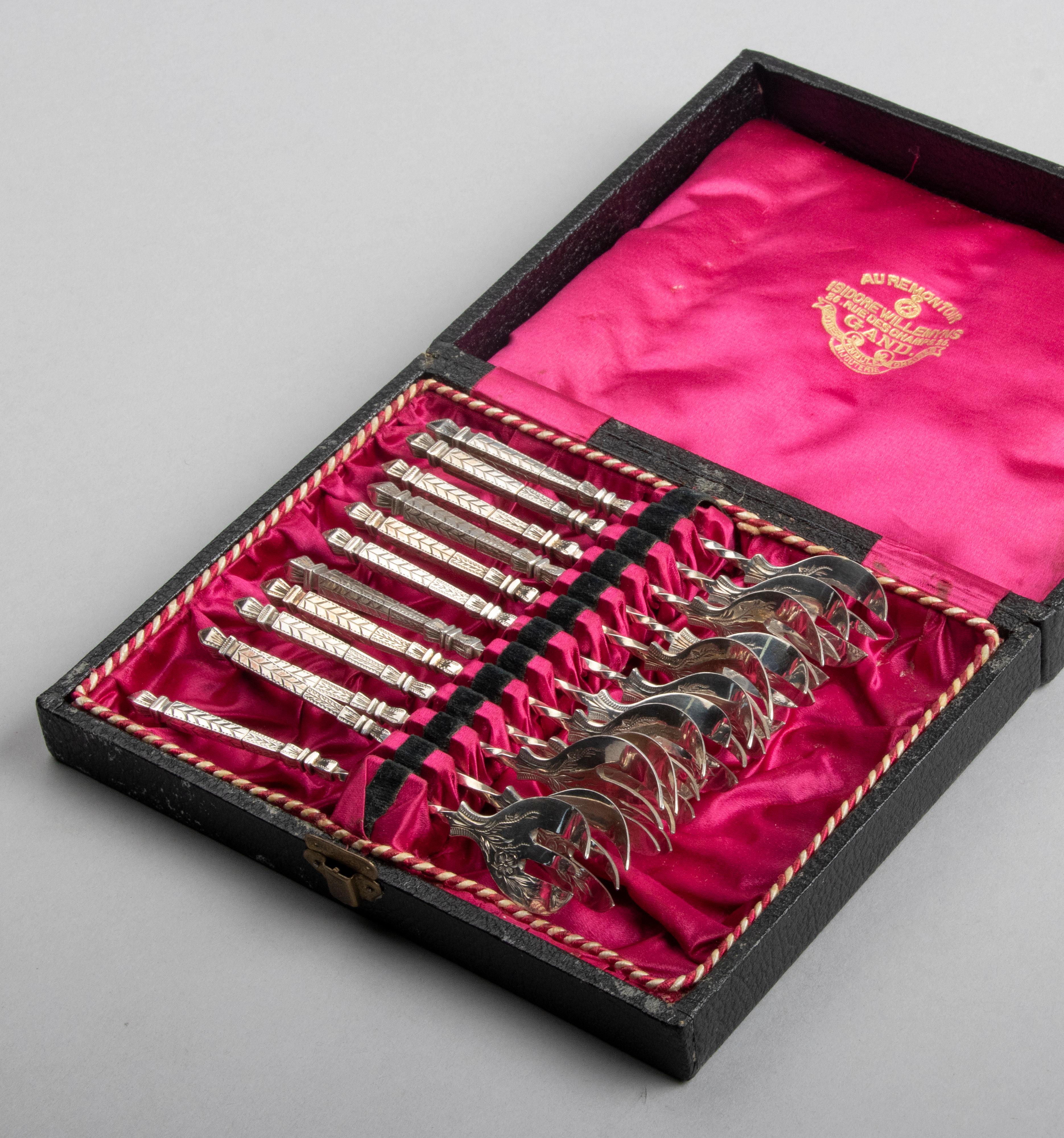 Late 19th Century Set of 12 Antique Silver Plated Oyster Forks