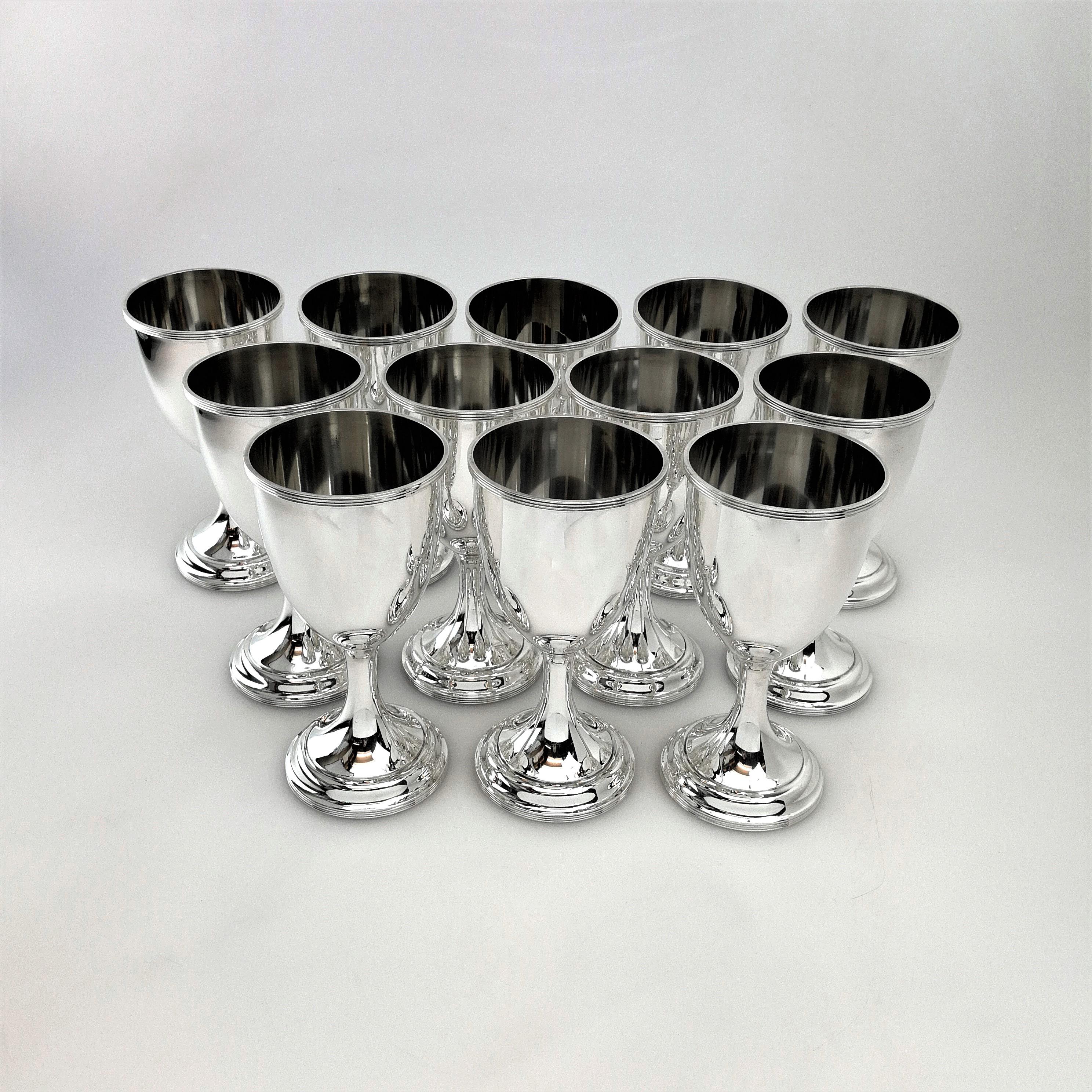 Set of 12 Antique Sterling Silver Goblets / Wine Glasses, U.S.A, circa 1900 In Good Condition In London, GB