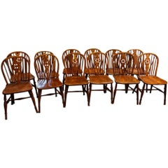 Set of 12 Antique Thames Valley Windsor Chairs