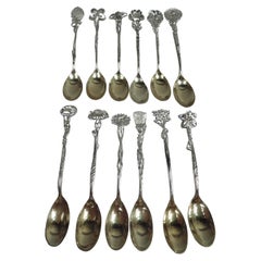 Set of 12 Antique Tiffany Coffee Spoons in Art Nouveau Floral Pattern