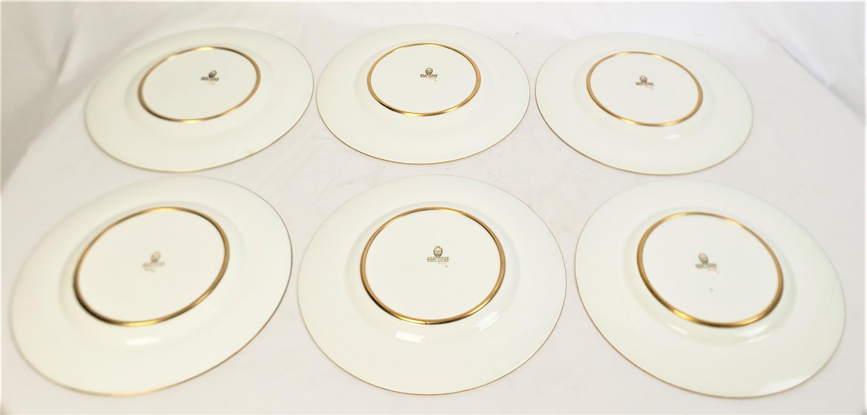 Victorien Lot de 12 assiettes plates anciennes Wedgewood avec décorations florales et dorées en vente
