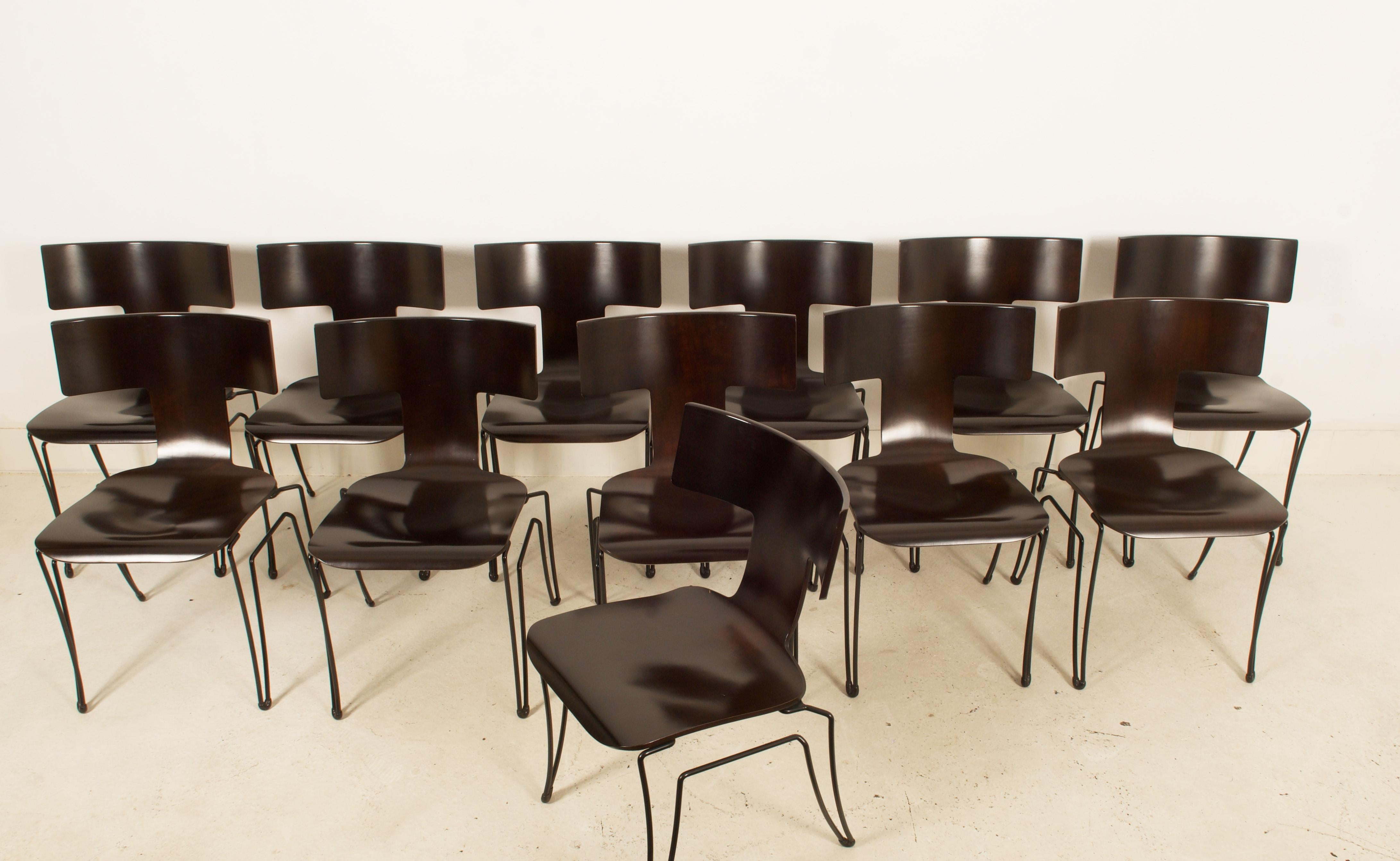 Acier Ensemble de 12 chaises de salle à manger Anziano par John Hutton pour Donghia en vente