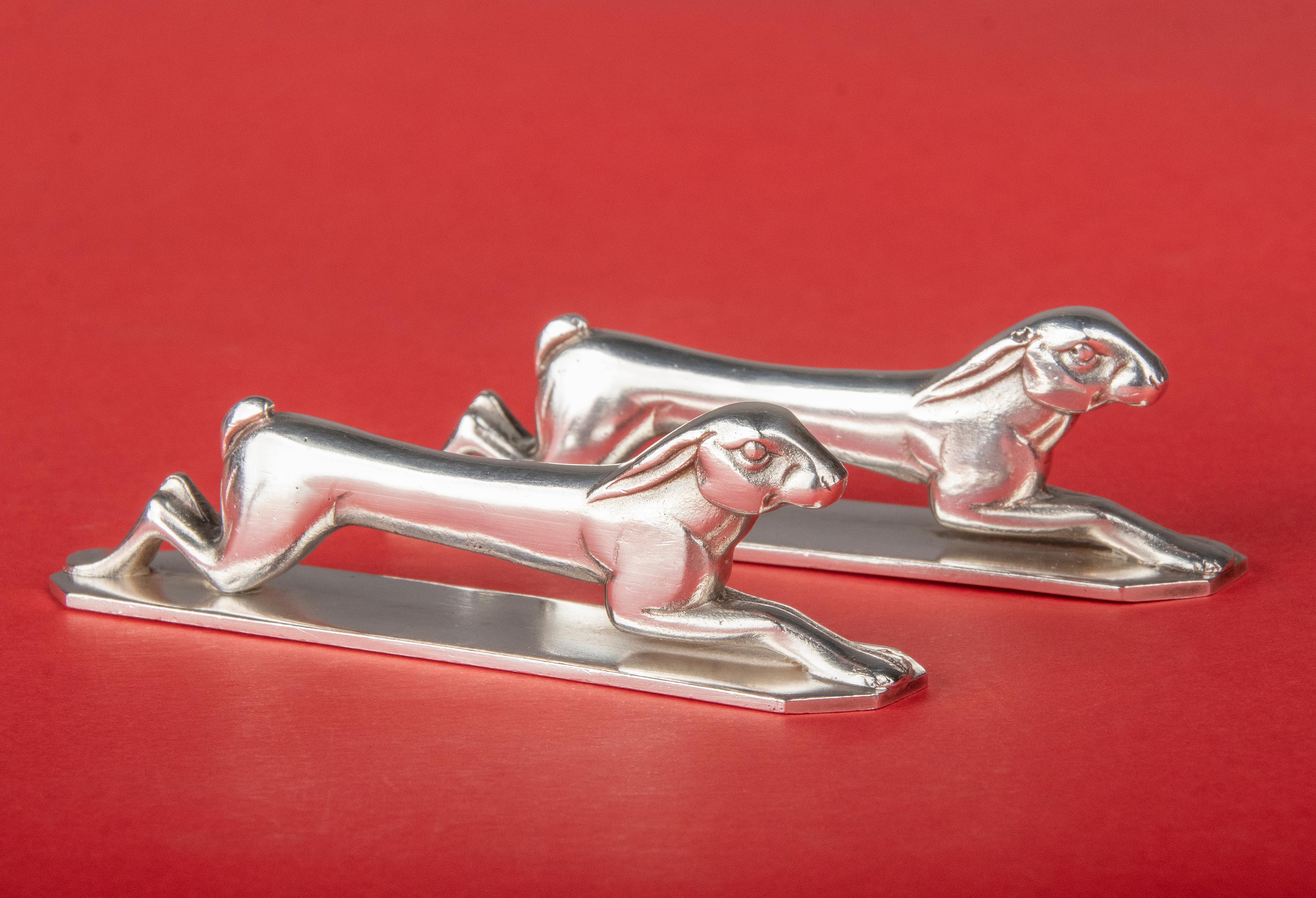 Ensemble de 12 porte-couteaux Art Déco à animaux en métal argenté fabriqués par Apollo 3