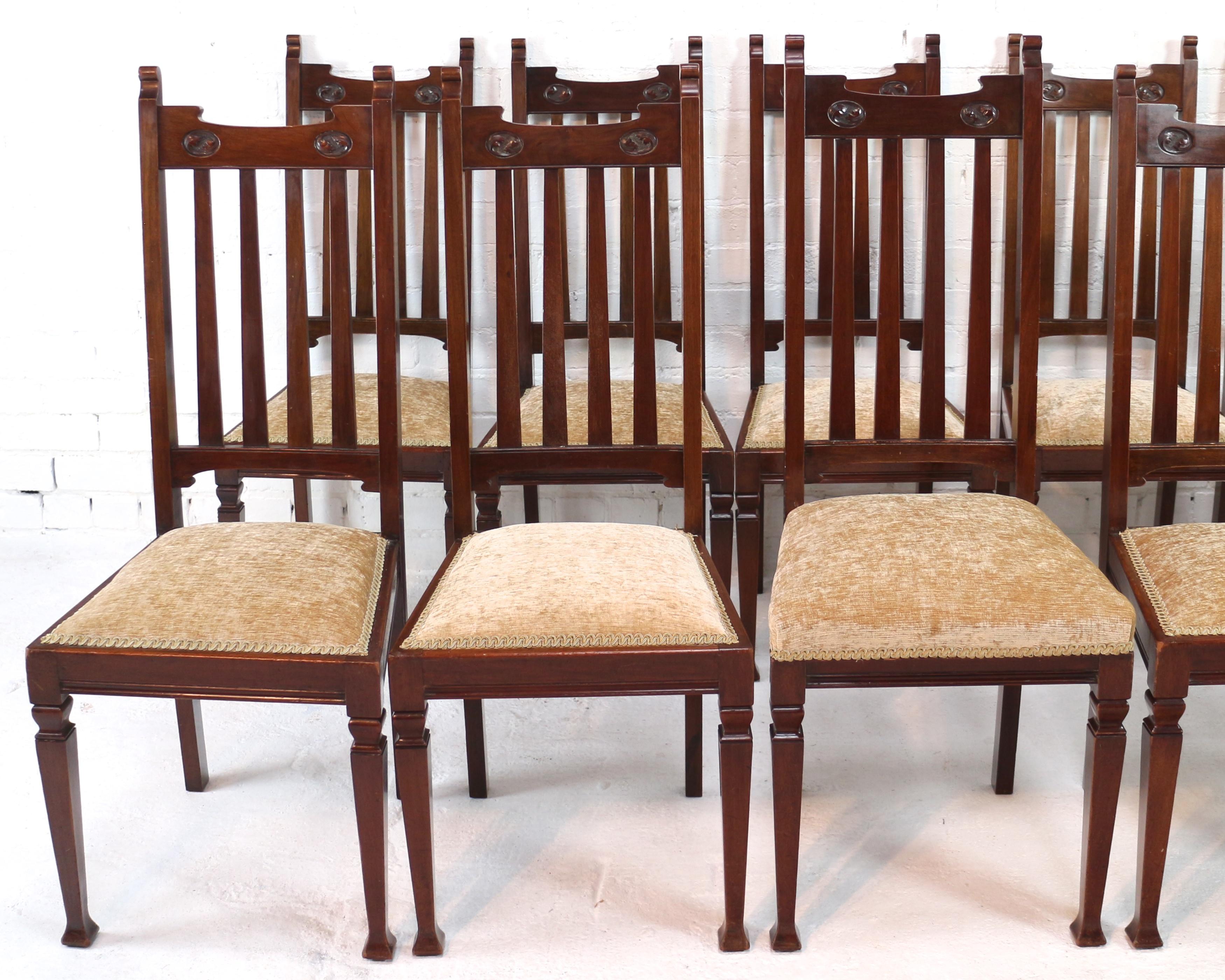 Set of 12 Arts & Crafts Walnut Dining Chairs In Good Condition In Glasgow, GB